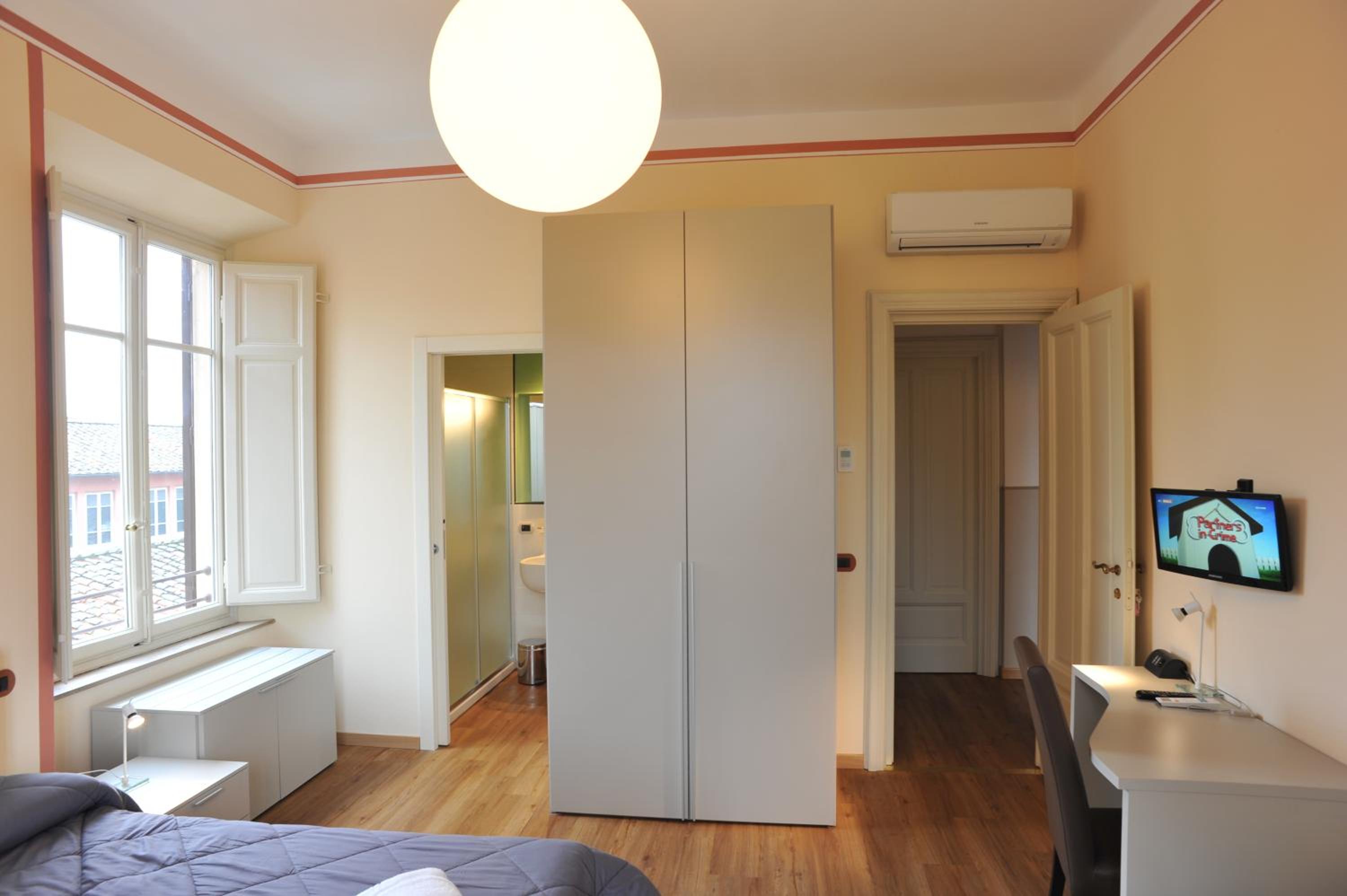 Superior King Room photo 2