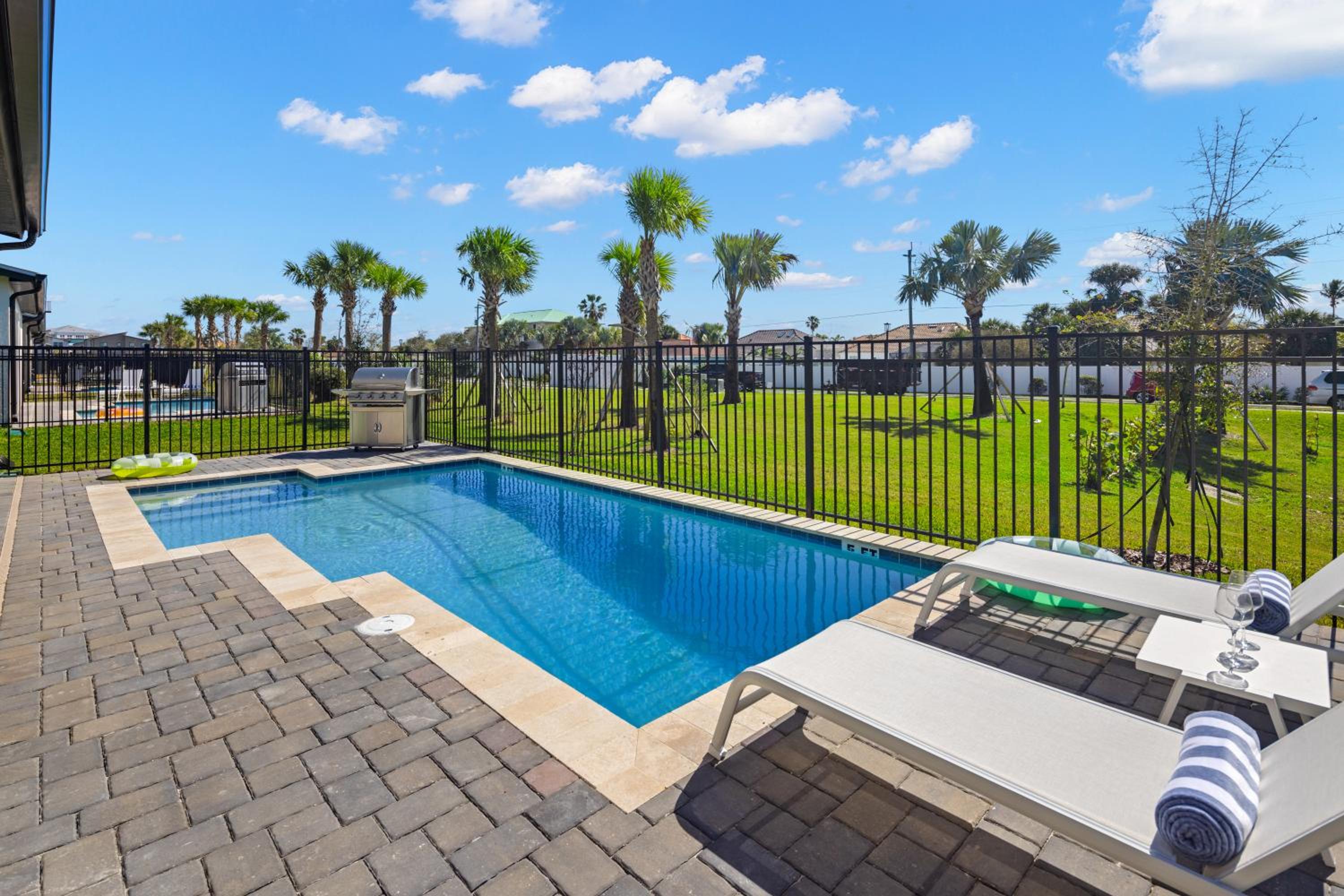 5 Bedroom Villa with Private Pool photo 3