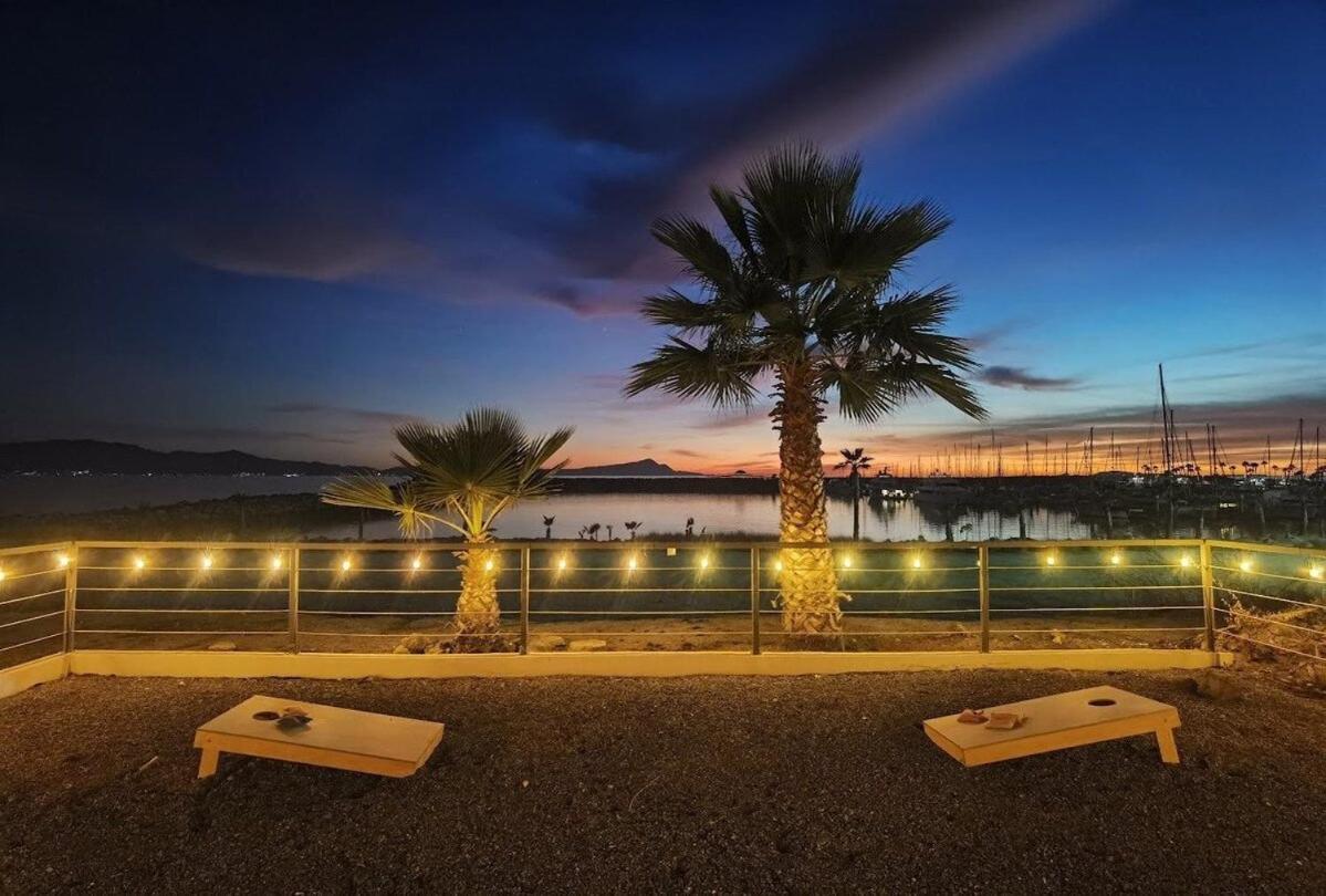 Villa - Beach Front photo 2