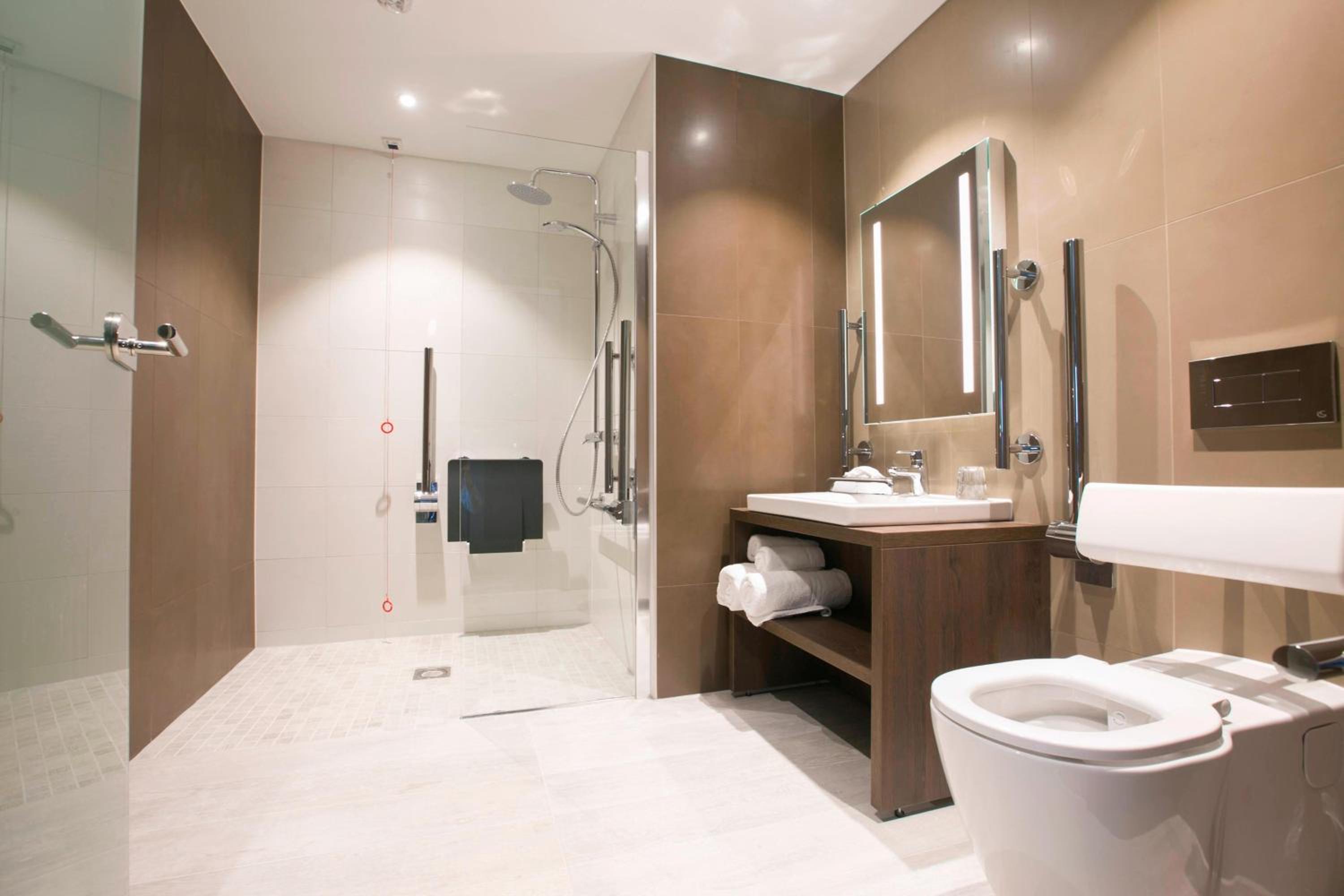 Superior King Room photo 2