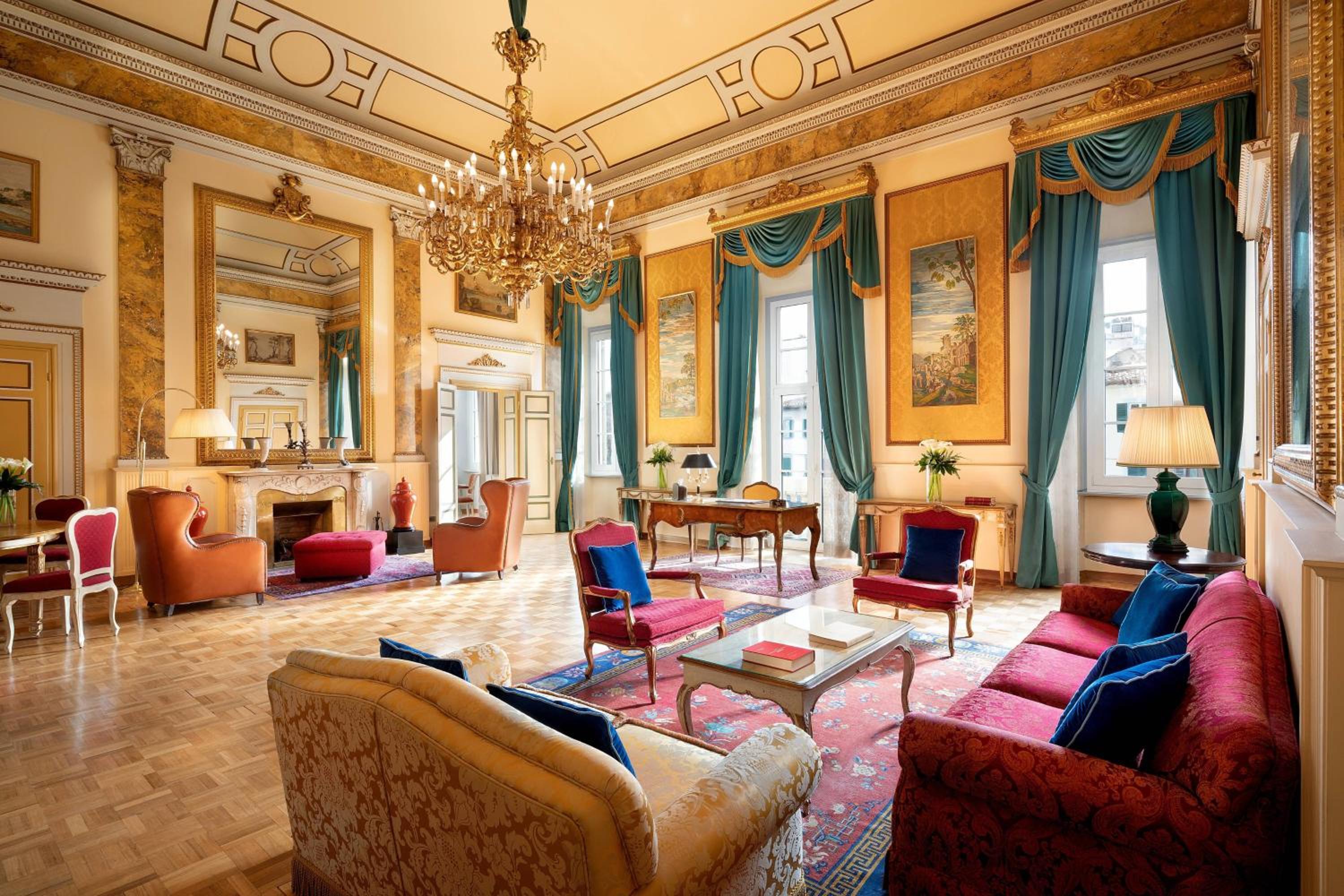 Royal Suite, Suite, 1 King, Balcony - Photo 2