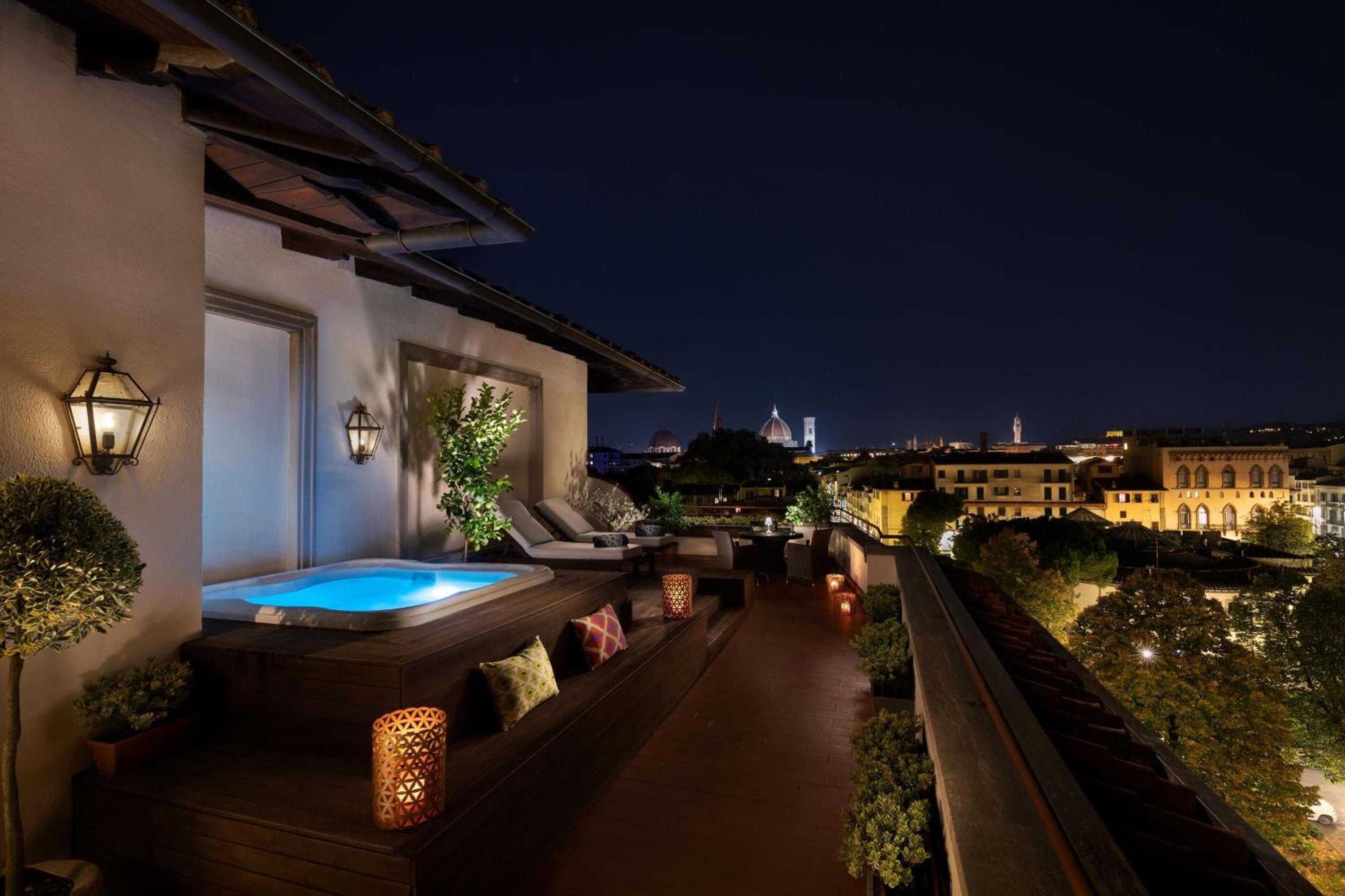 Florence Suite, Suite, 1 King, Whirlpool, Balcony