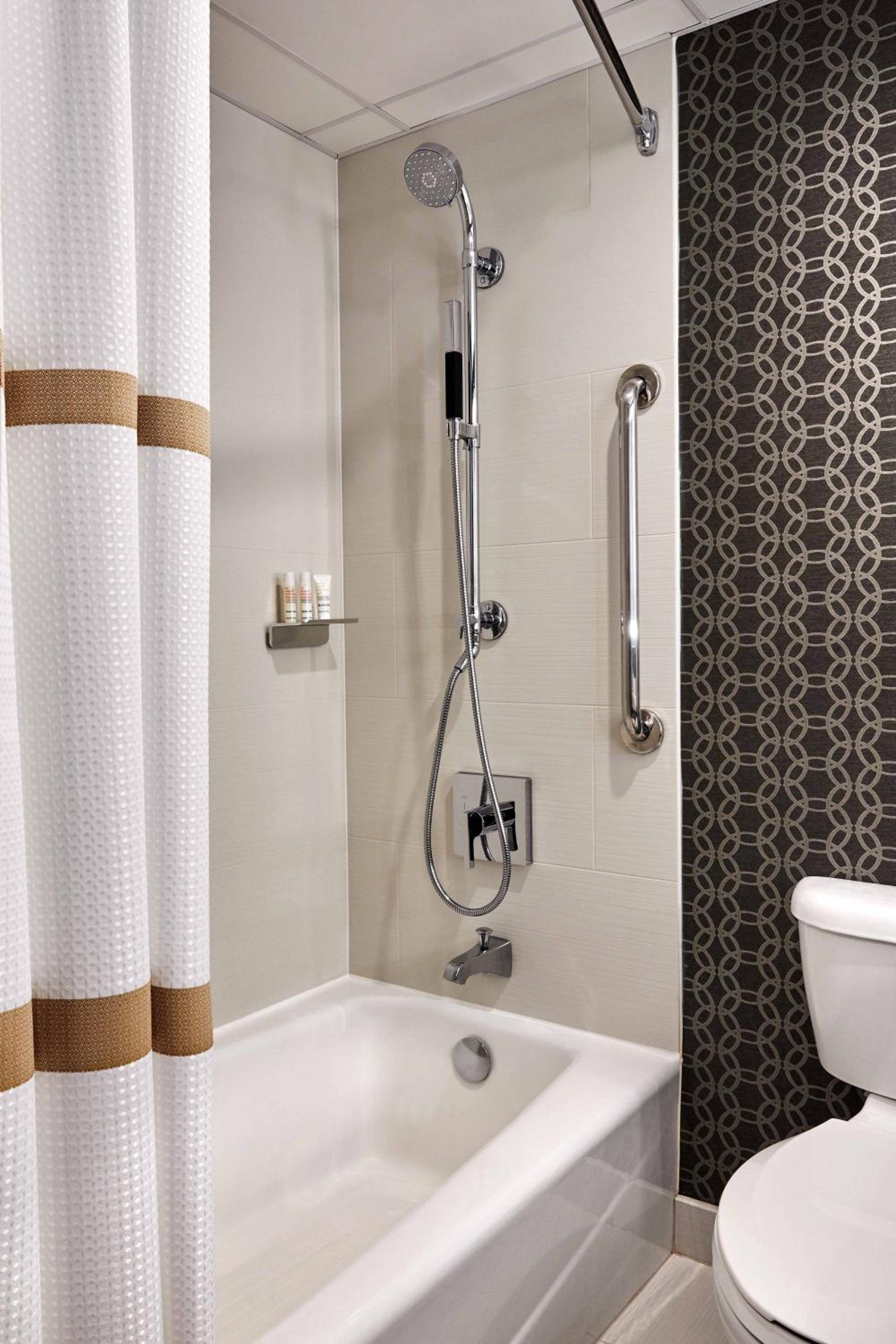 Double Room with Two Double Beds - Hearing Accessible