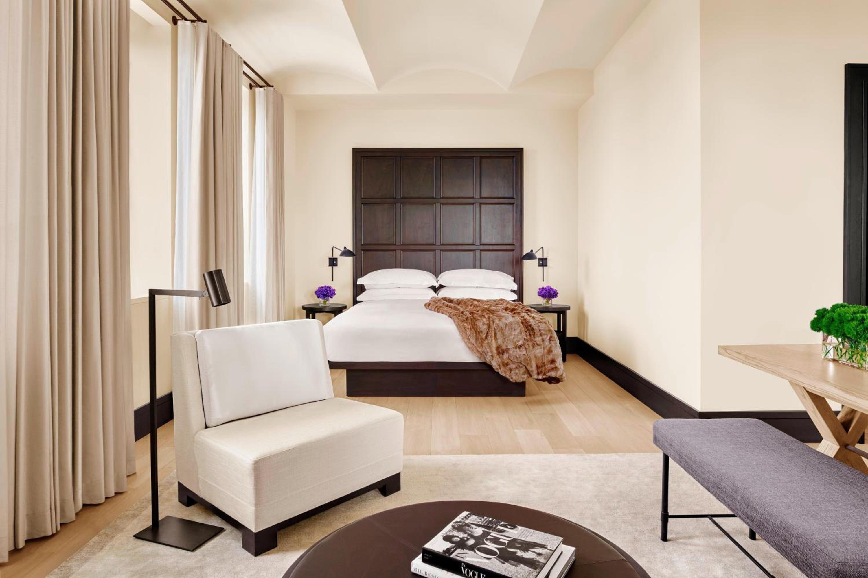 Loft Suite with City View