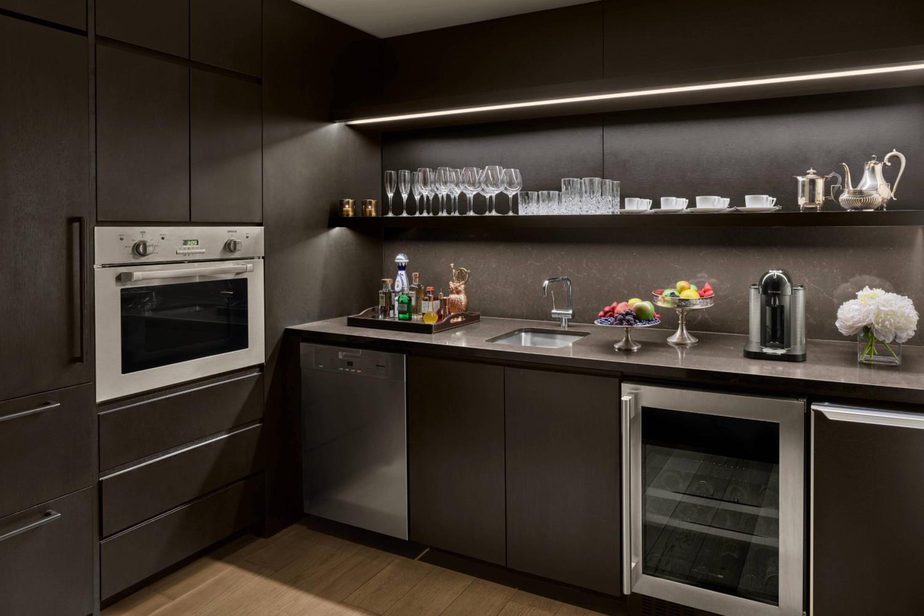 Penthouse Suite