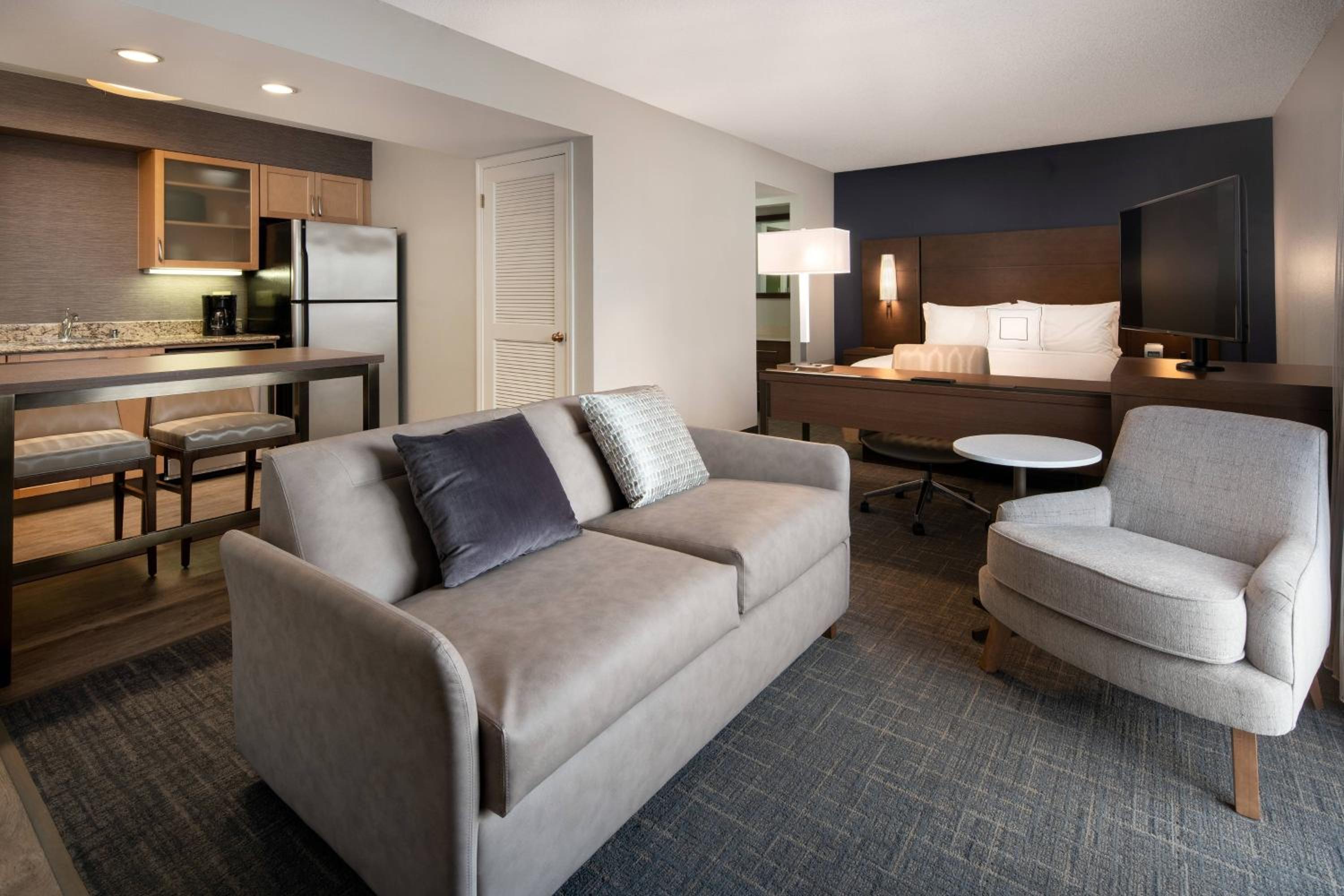 Studio Queen Suite with Sofa Bed and Roll-In Shower - Mobility/Hearing Accessible photo 2
