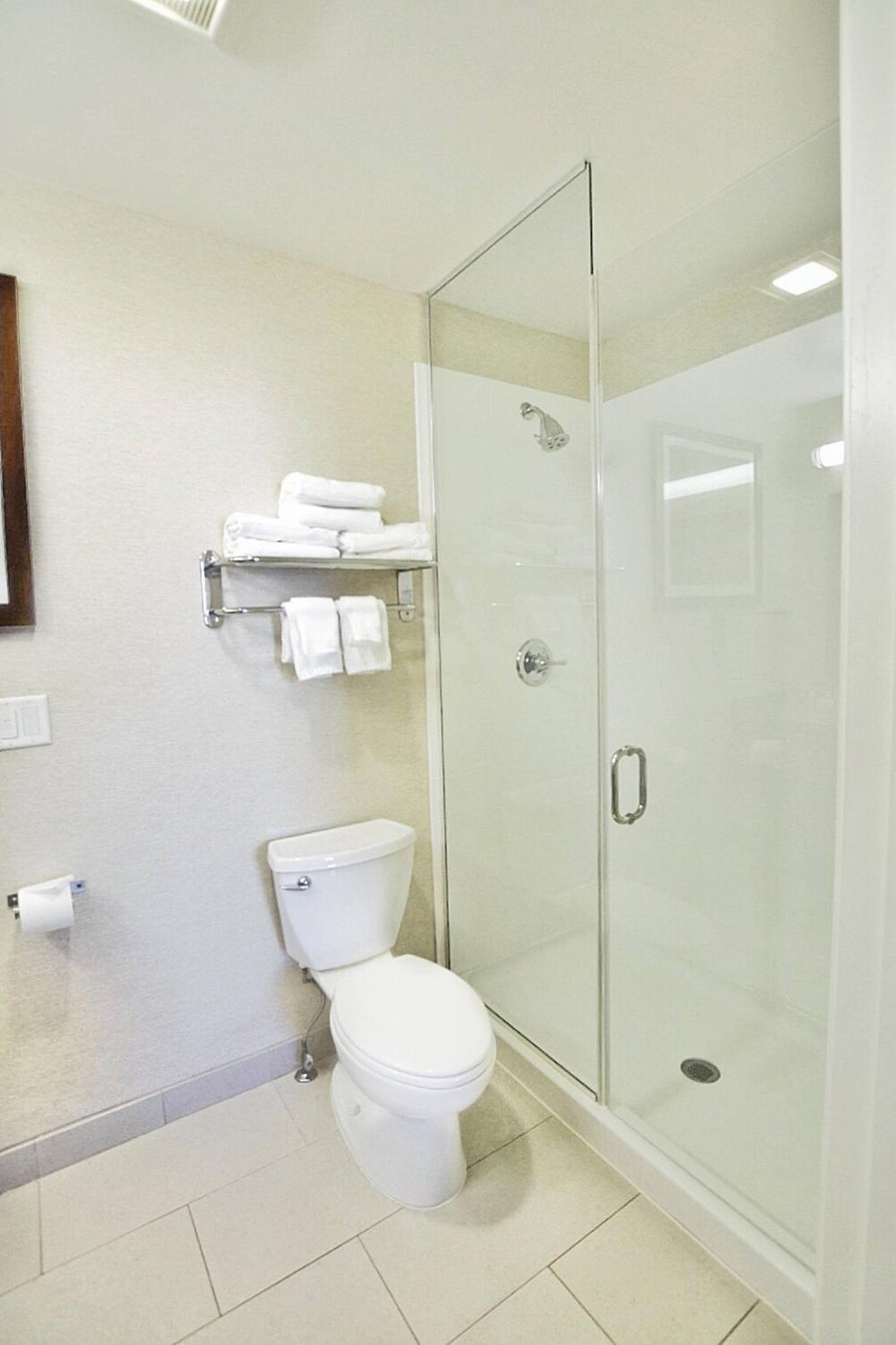 King Suite with Sofa Bed - Photo 2