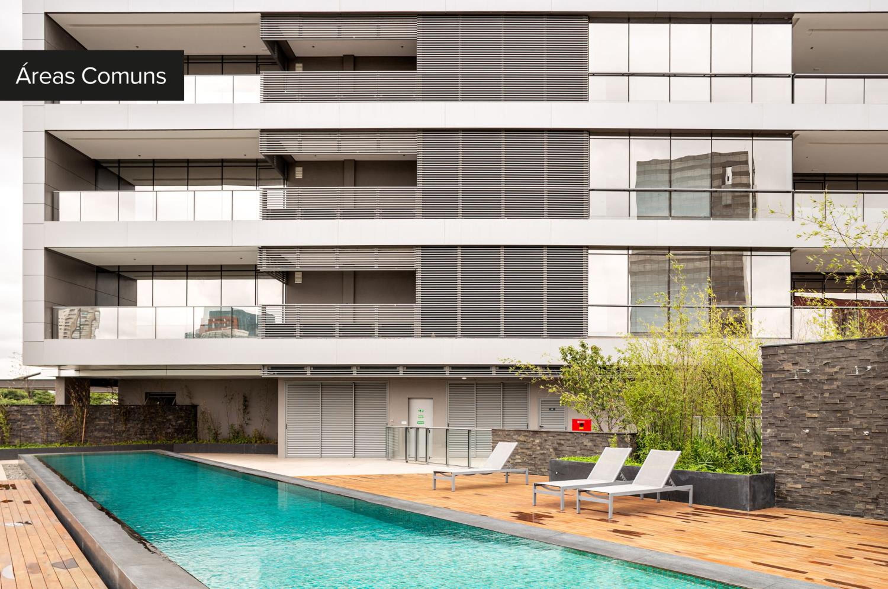 Studio with Balcony - Photo 8
