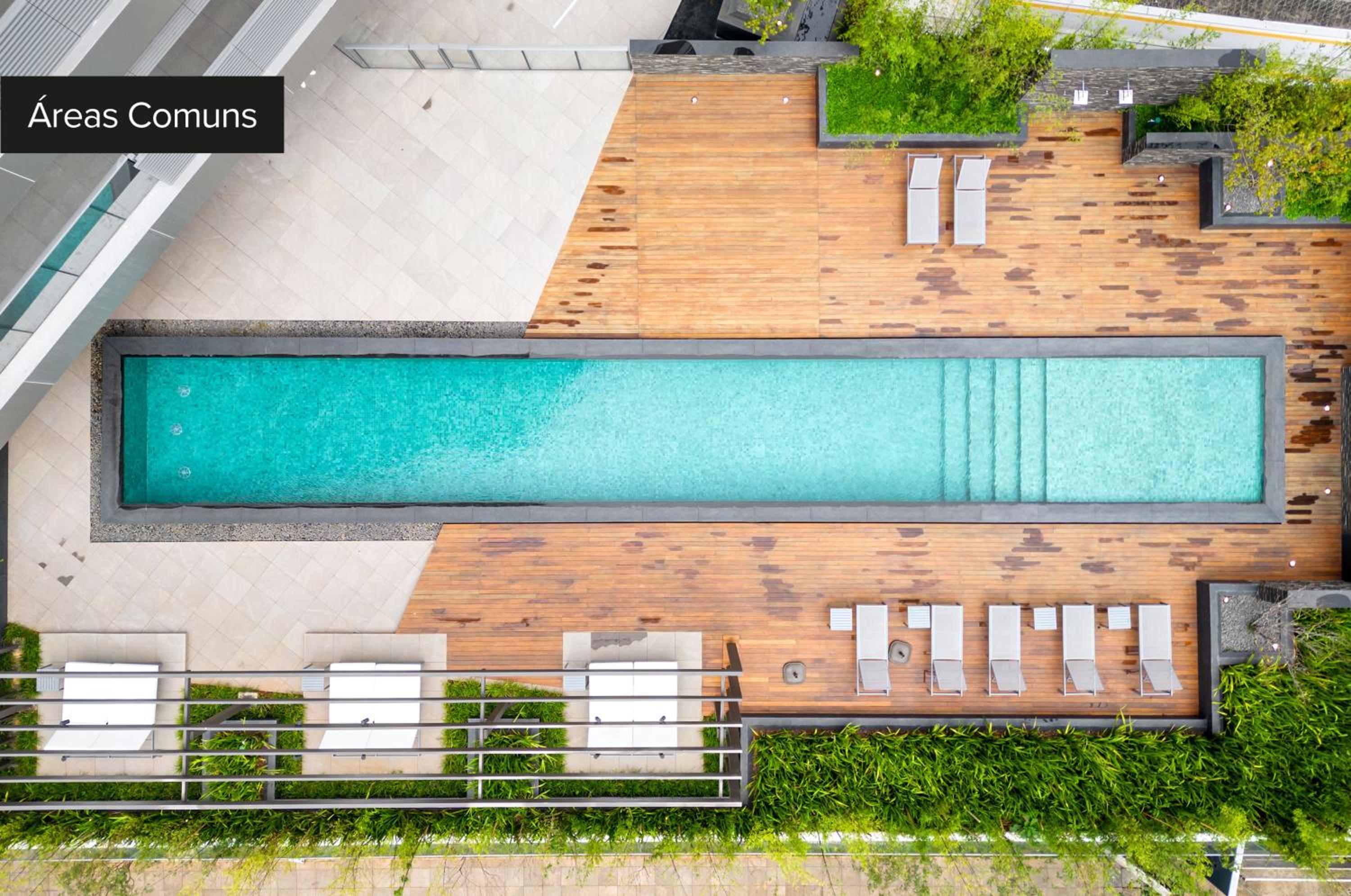 Studio with Balcony - Photo 6