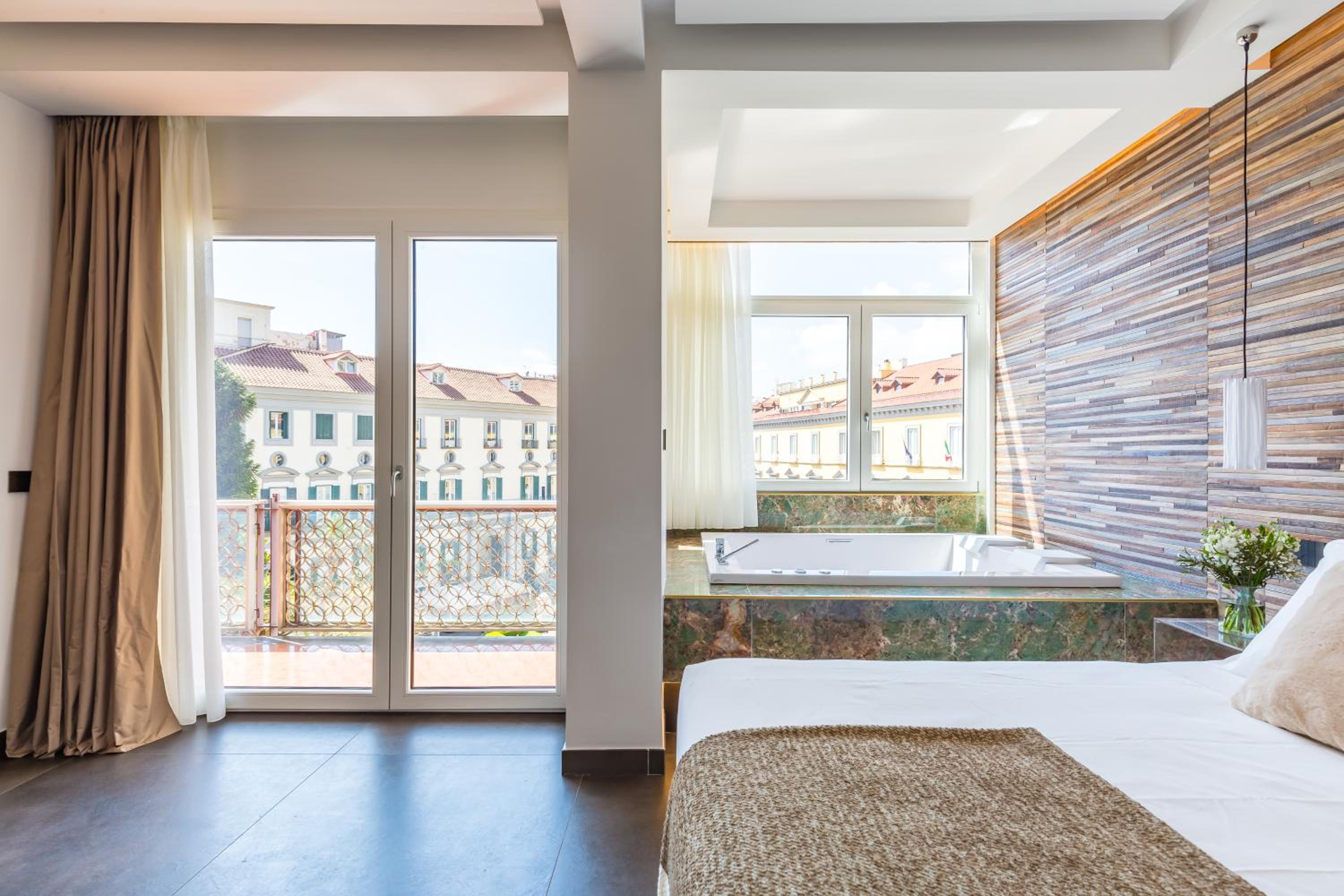 Deluxe Double Room with Bath
