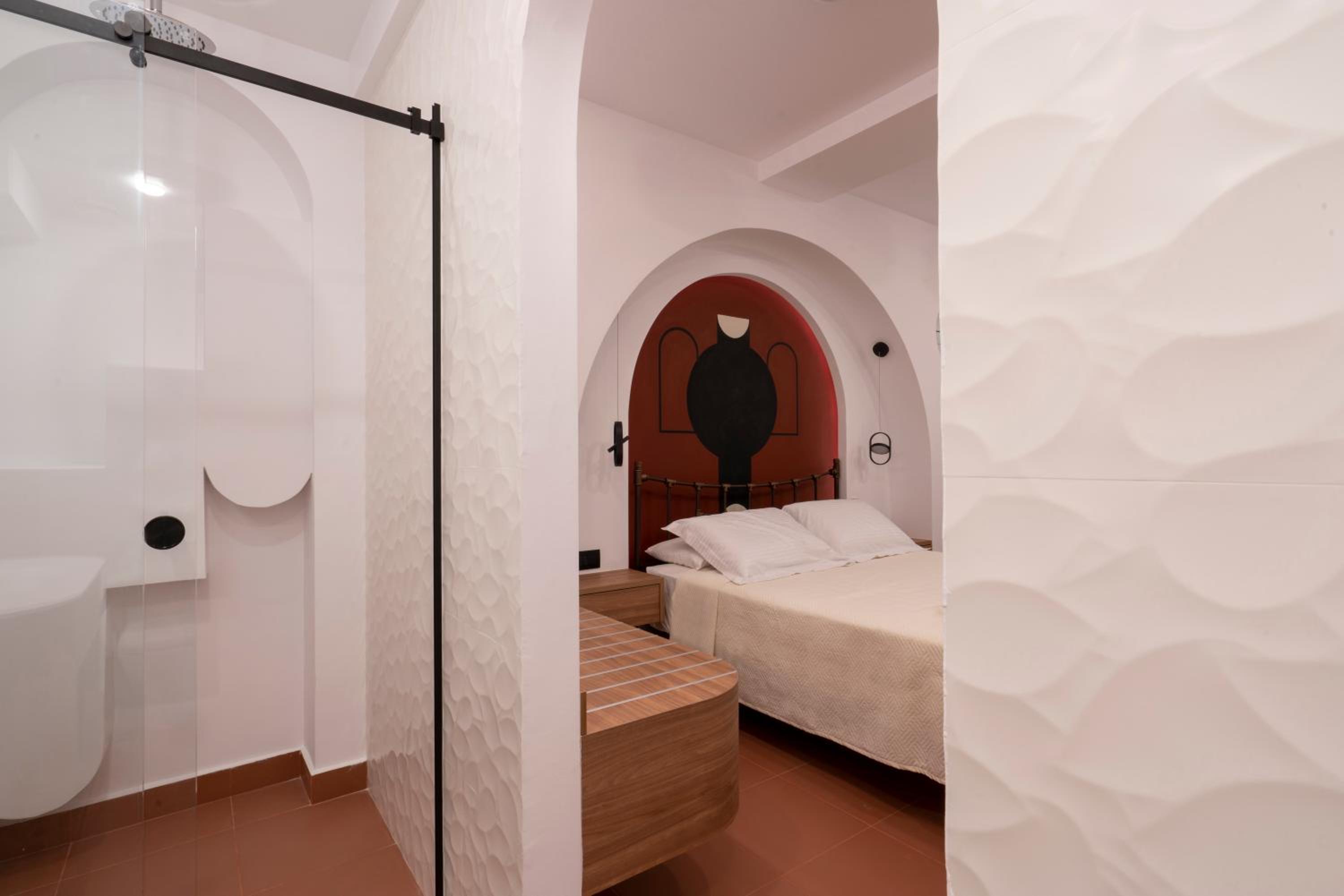 Double Room with Private Bathroom - Photo 6