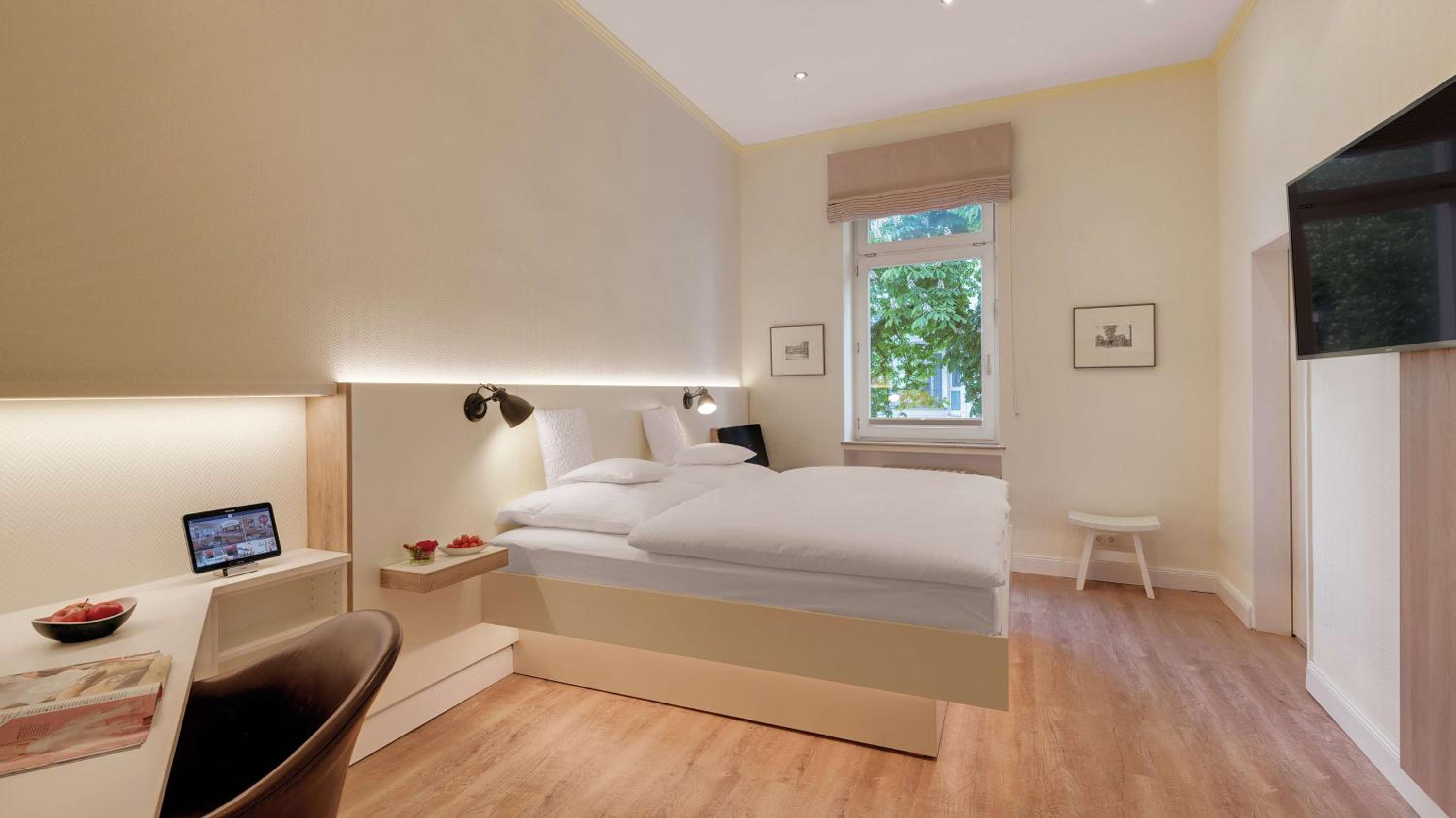 Small Double Room - Photo 3