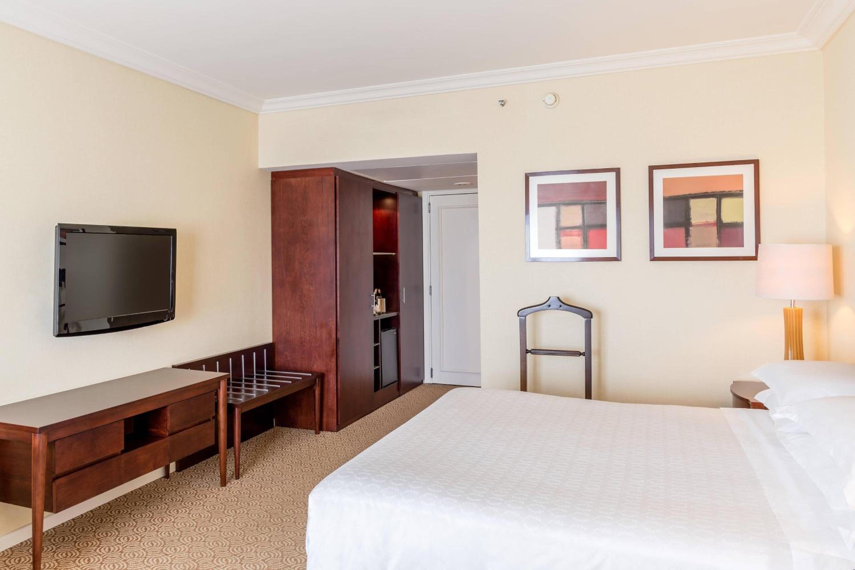 Classic Twin Room - Pool Access