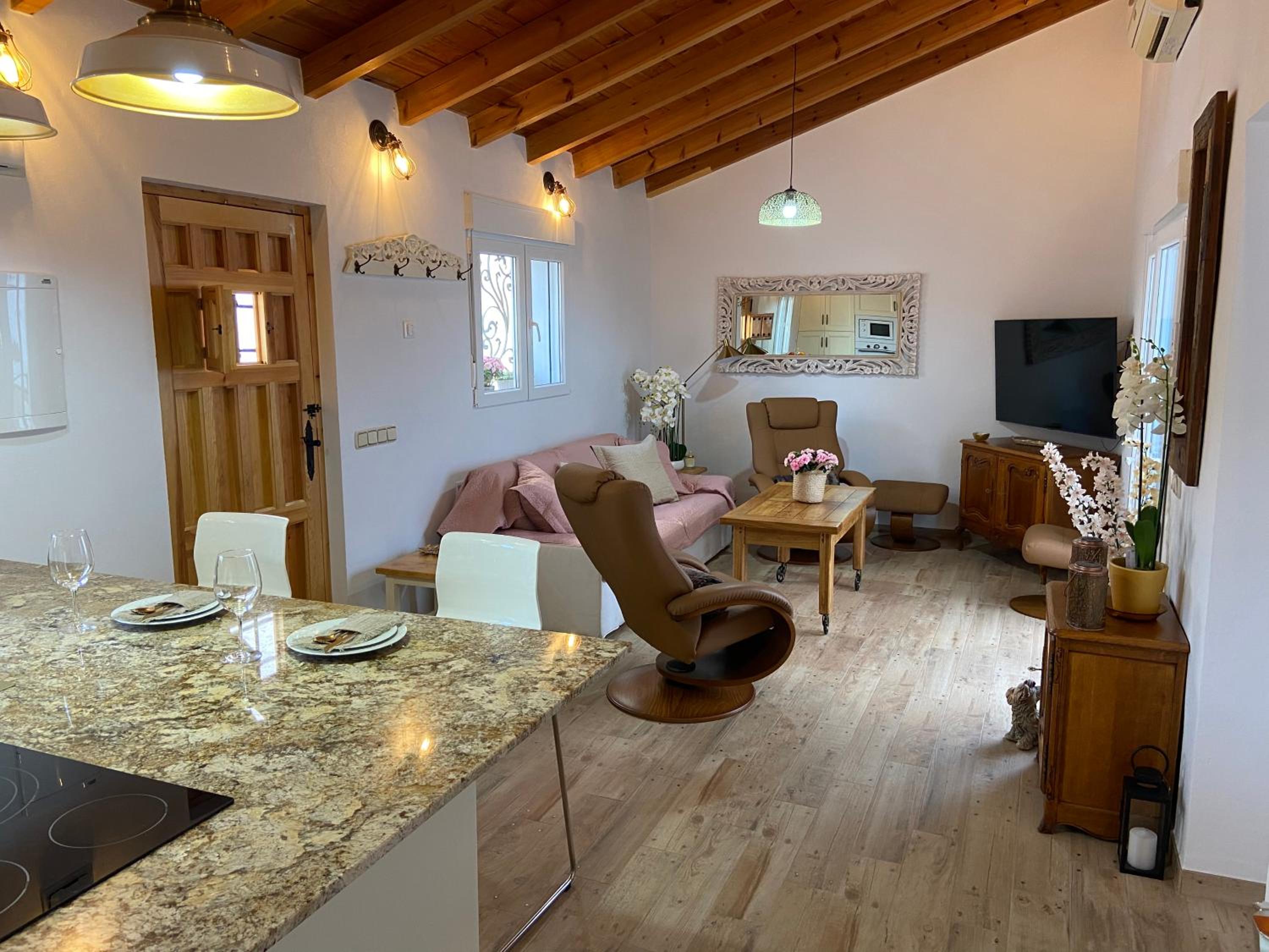 One-Bedroom House photo 2