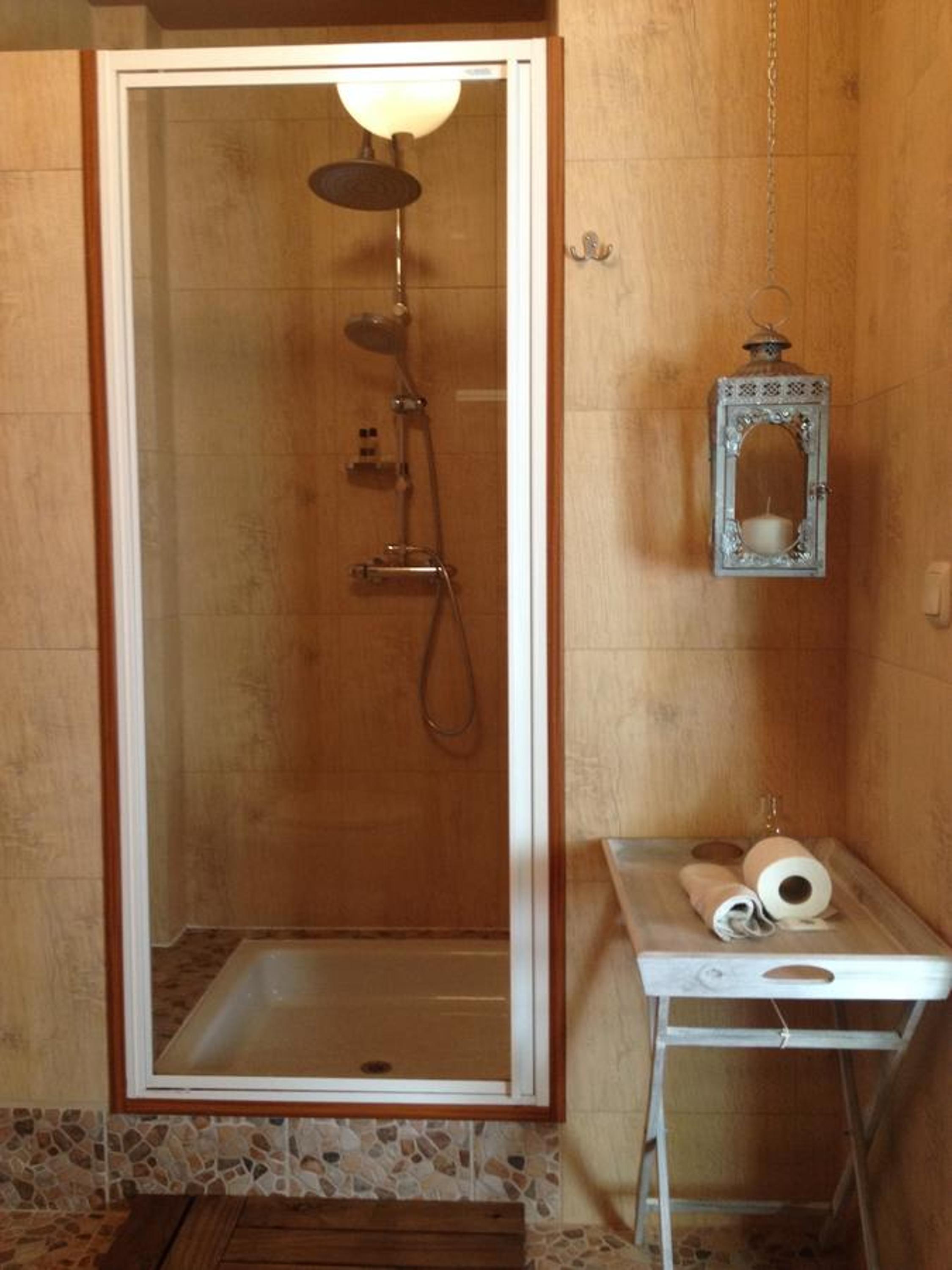 Standard Double Room - Photo 2