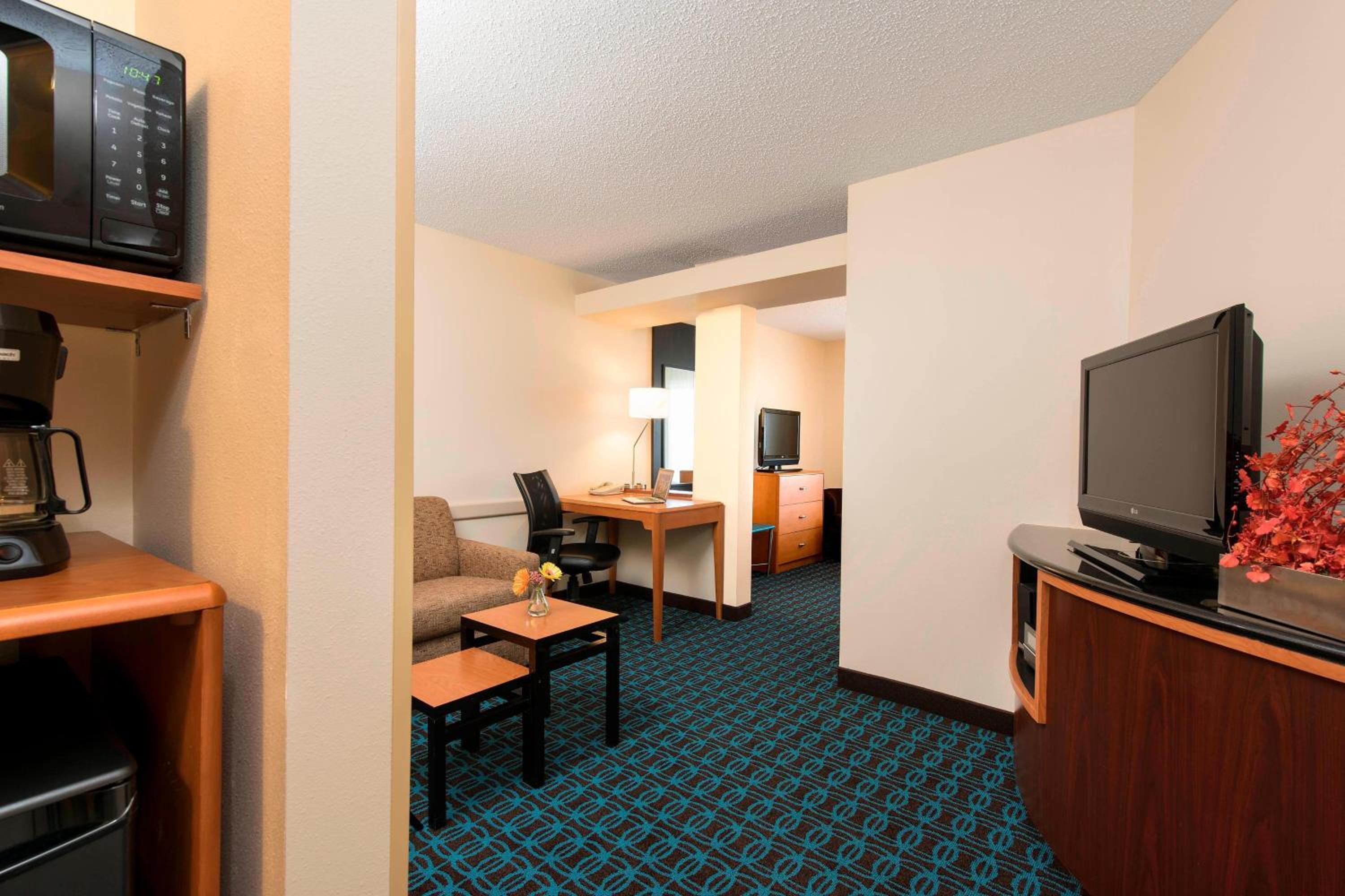 King Suite with Sofa Bed photo 2
