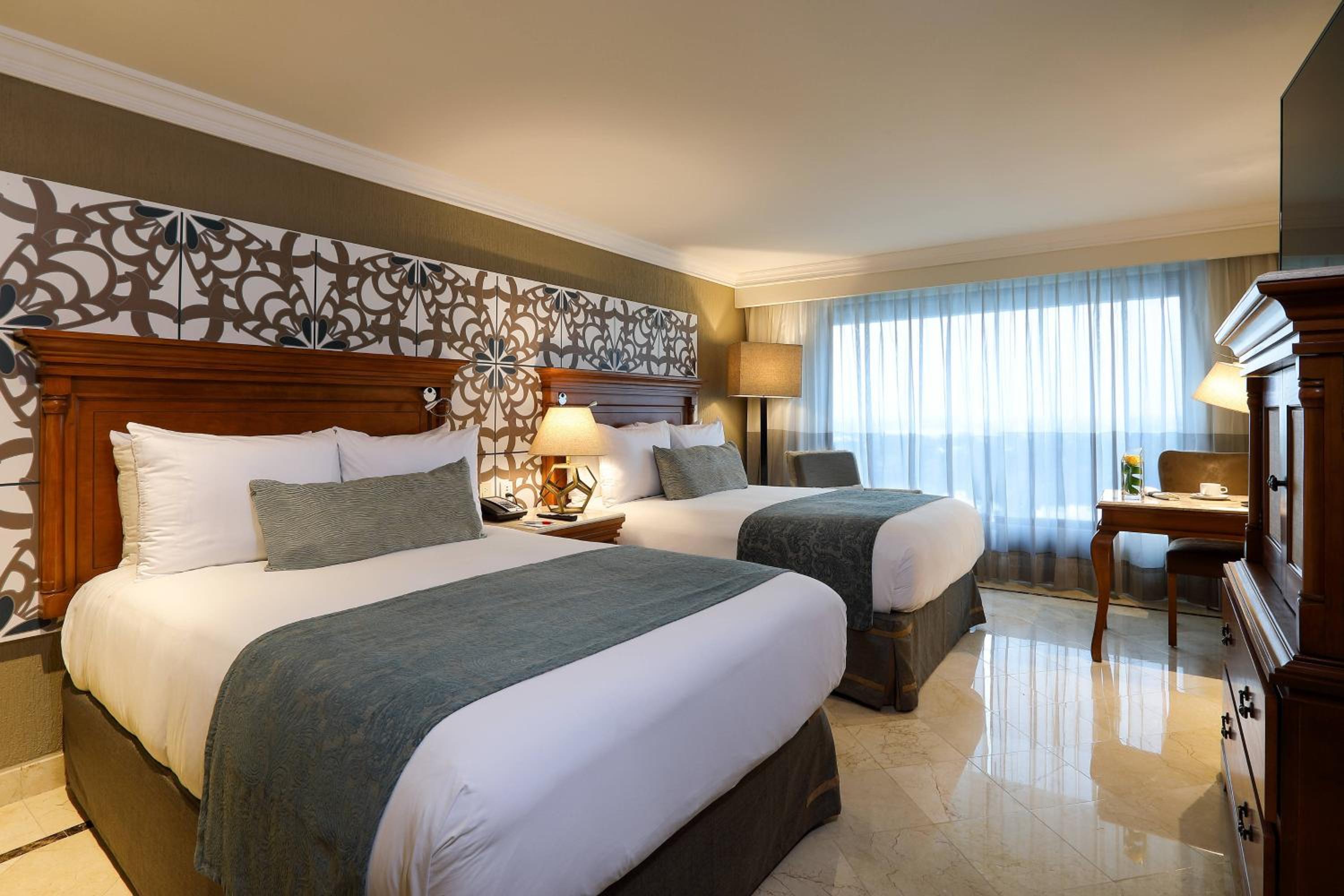 Deluxe Room, 2 Double Beds - Photo 1