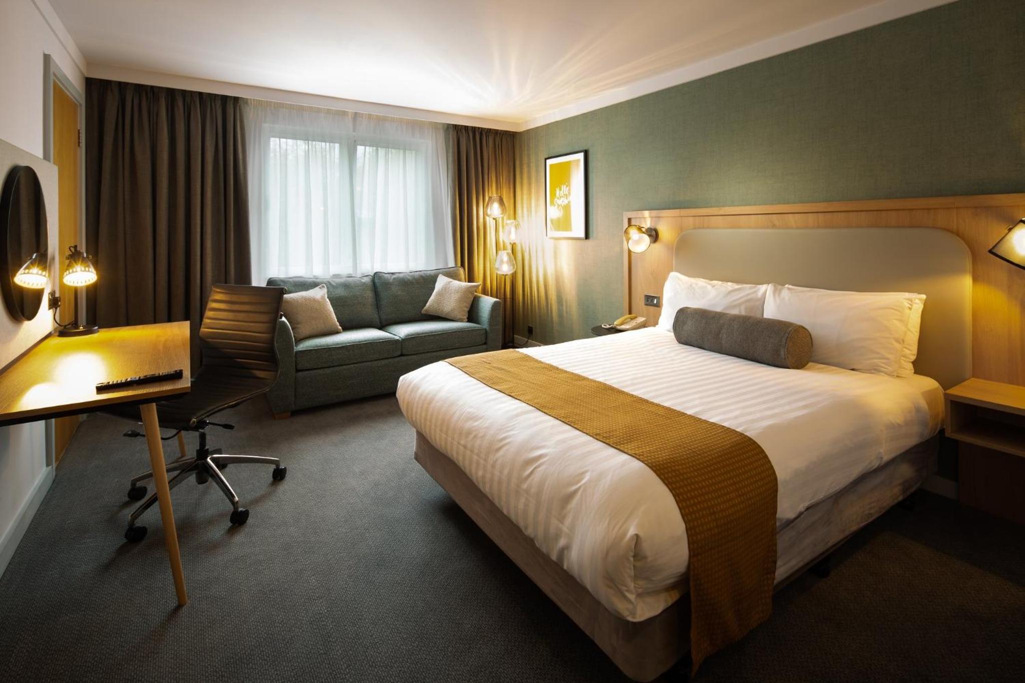 Standard King Room - Photo 4