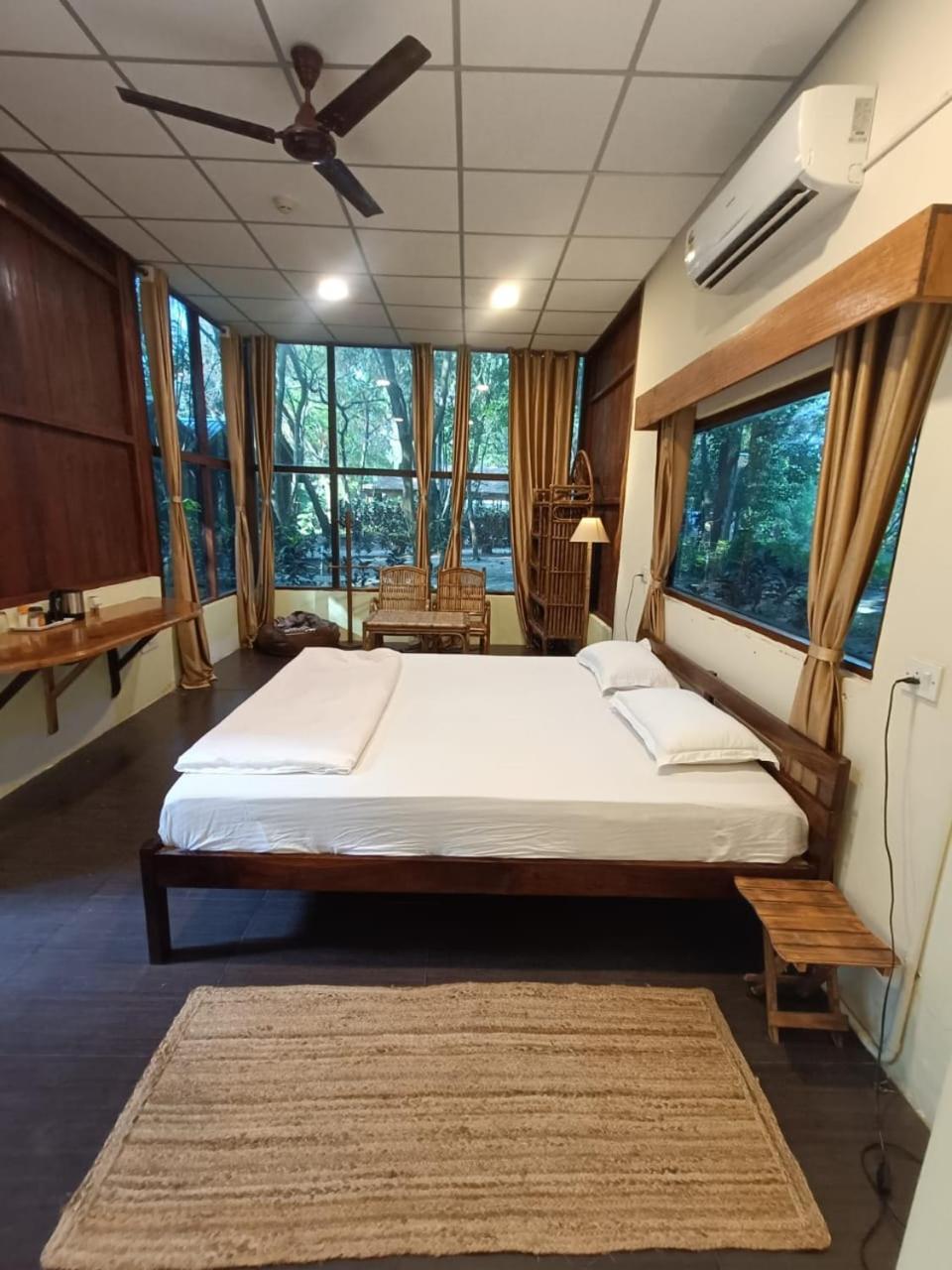 Deluxe Double Room With Balcony photo 1