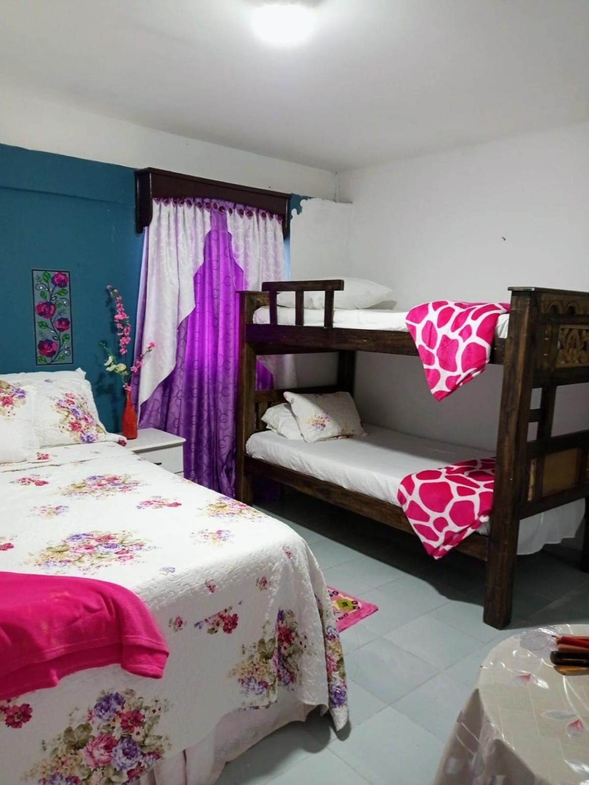 Quadruple Room - Disability Access photo 2
