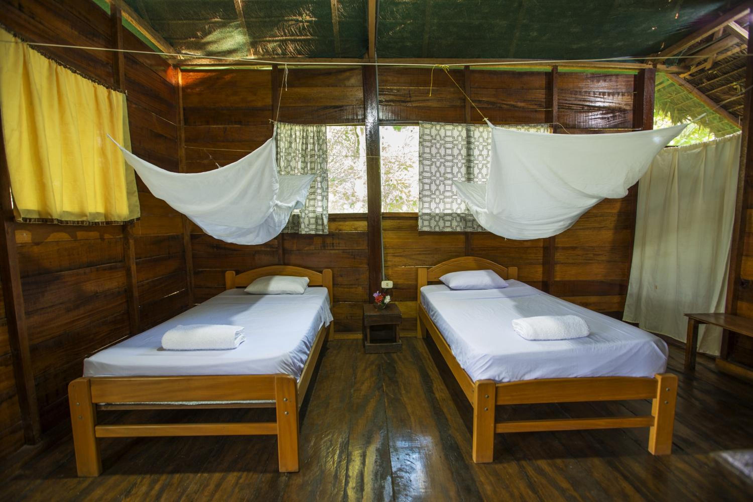 Double Room with Balcony (2 Adults + 1 Child) photo 2