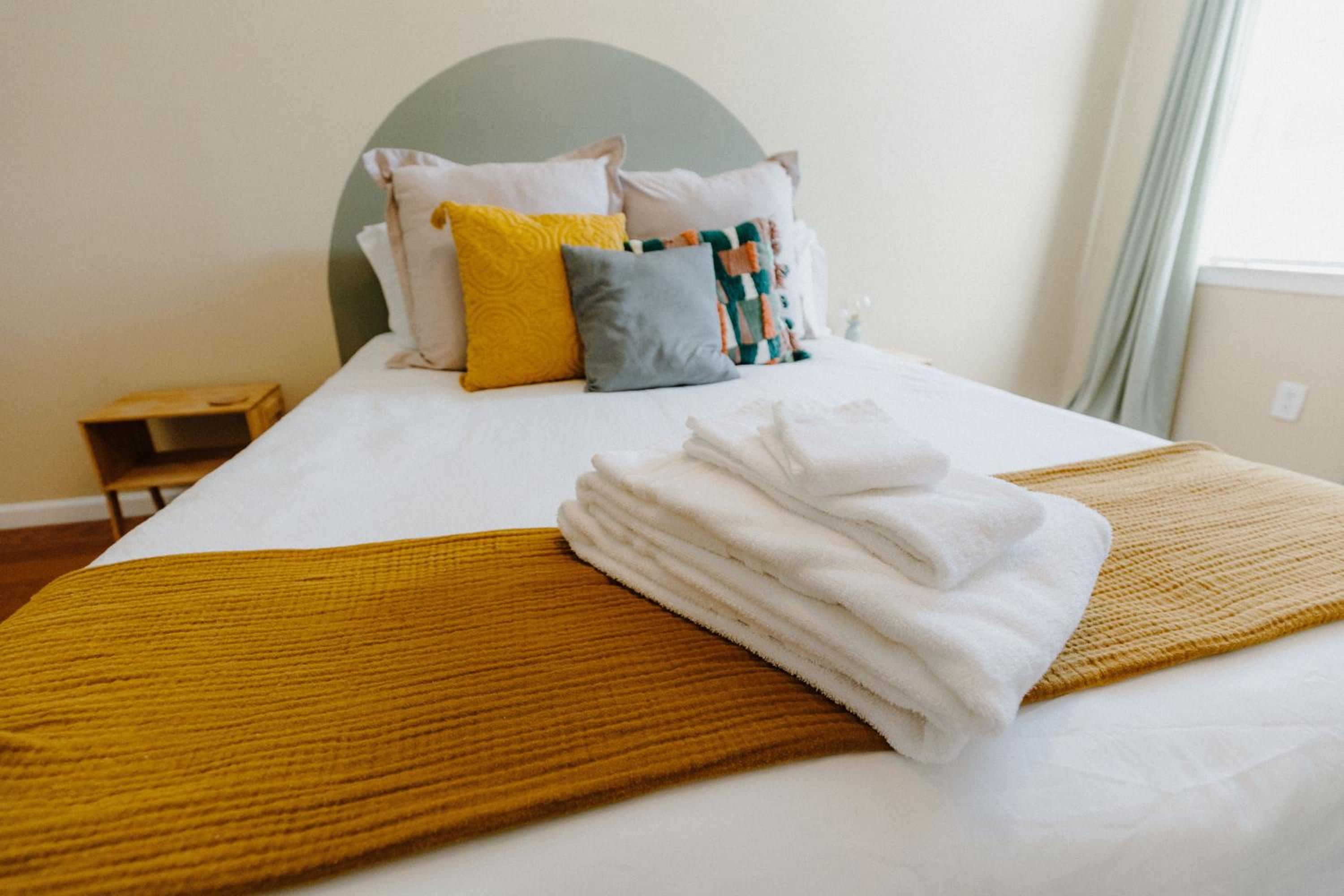 Three-Bedroom Apartment - Photo 17