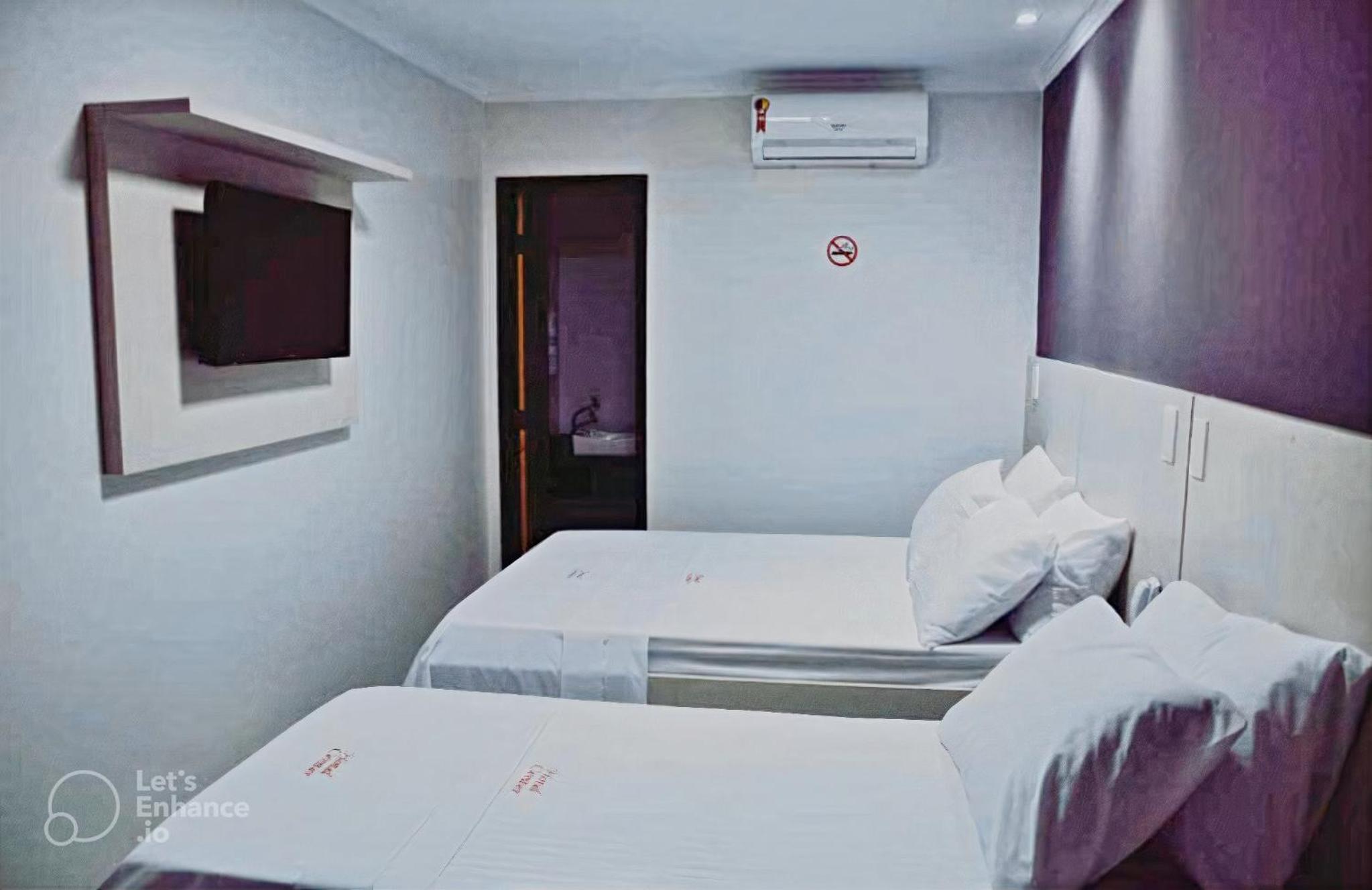 Triple Room with Private Bathroom photo 1