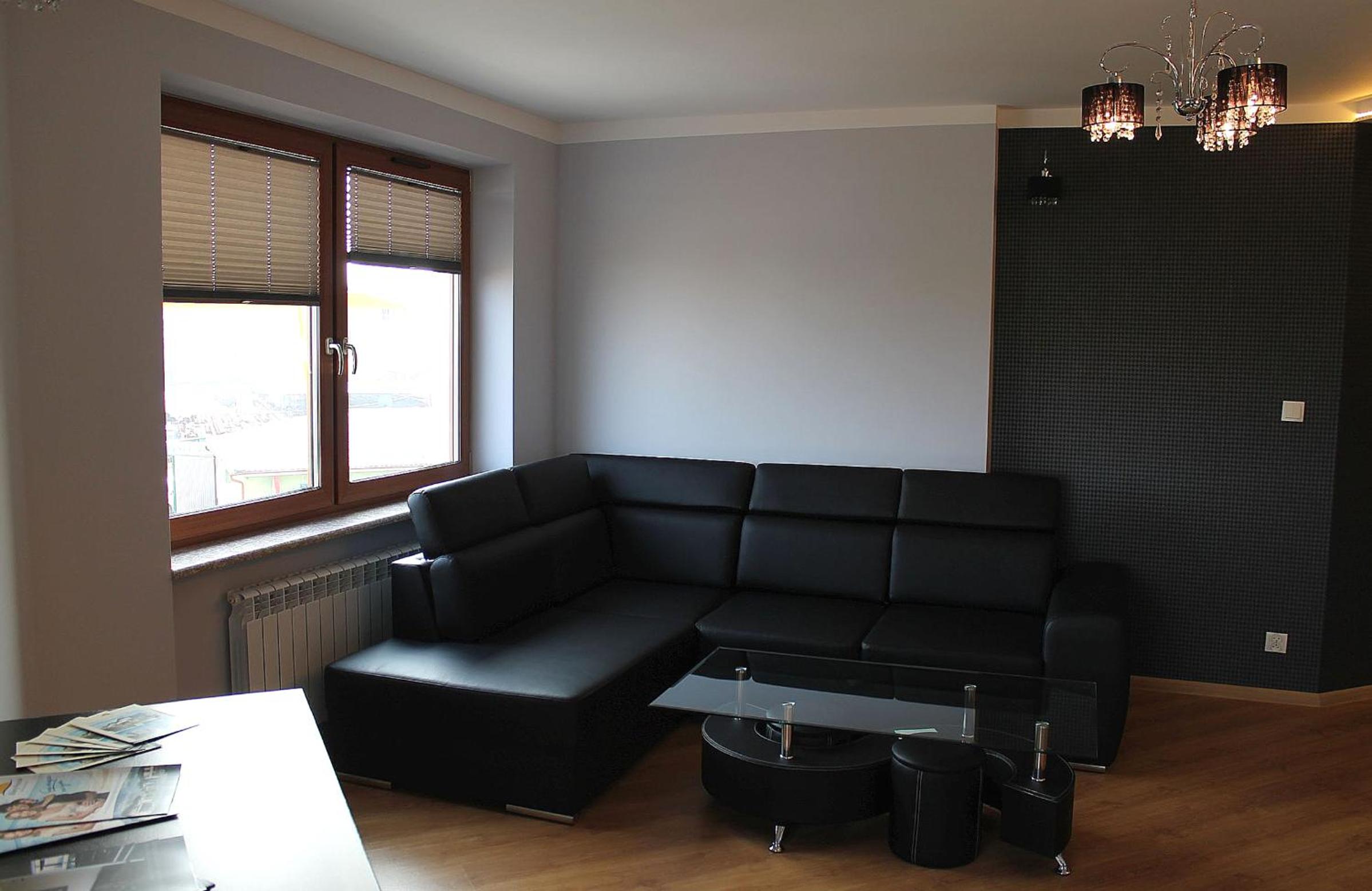 One-Bedroom Apartment (#23)