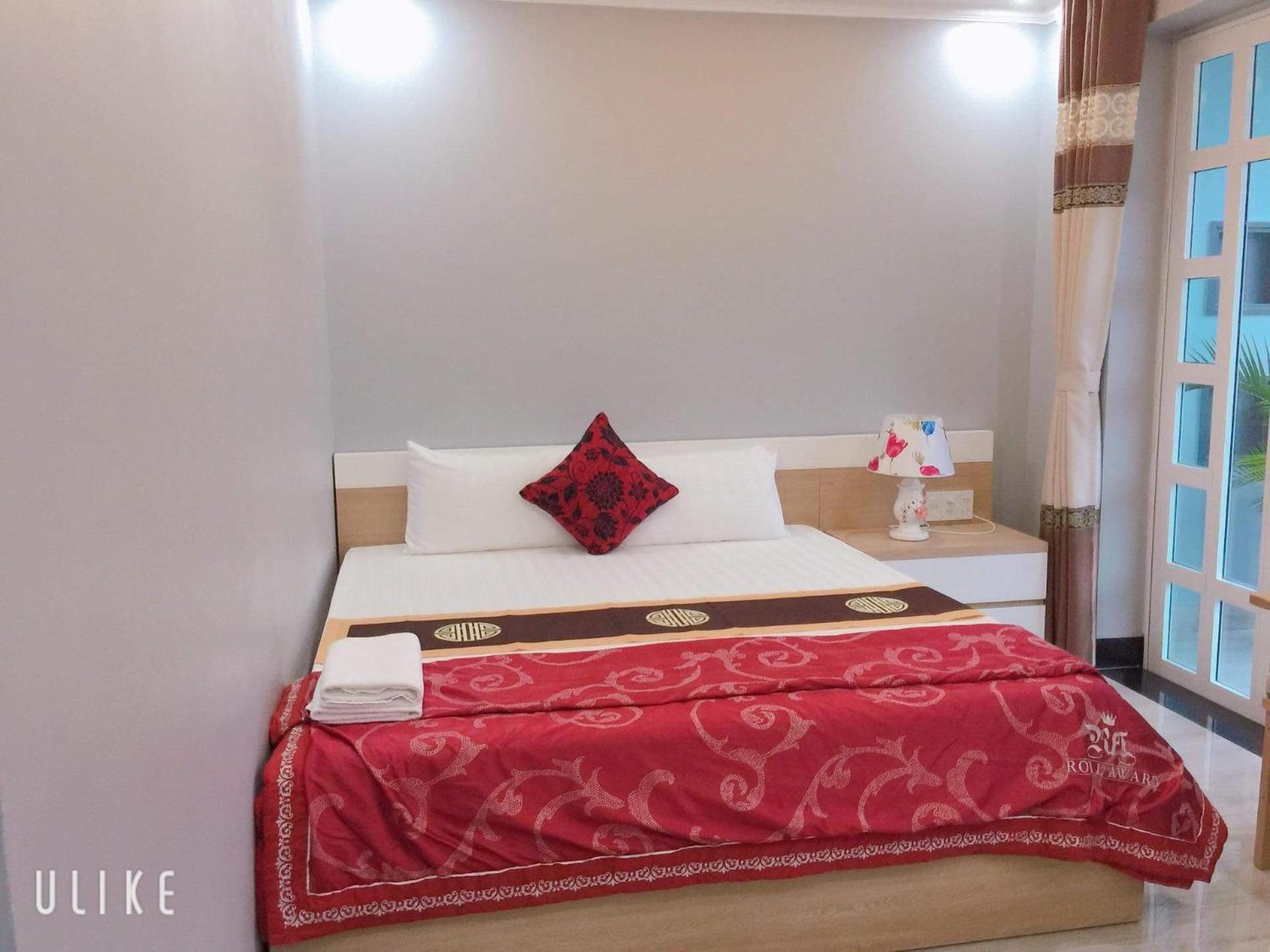 Standard King Room