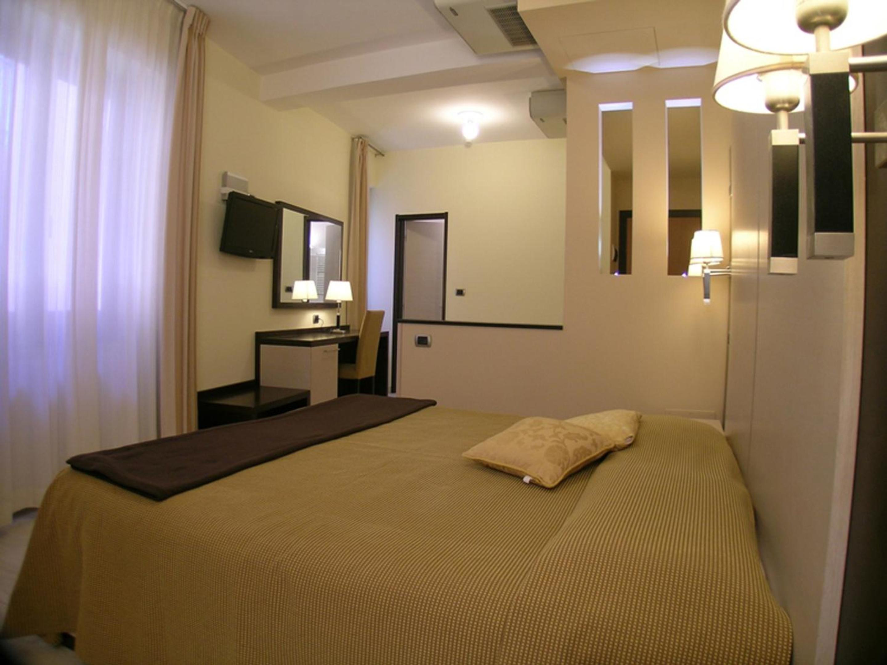 Triple Room with Balcony