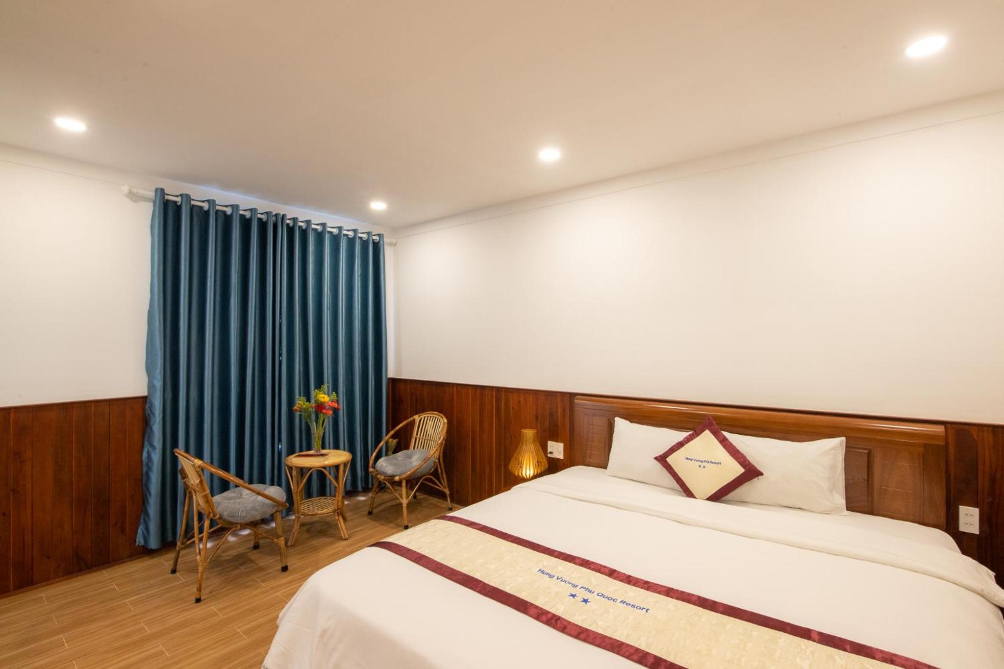King Room with Pool View photo 3