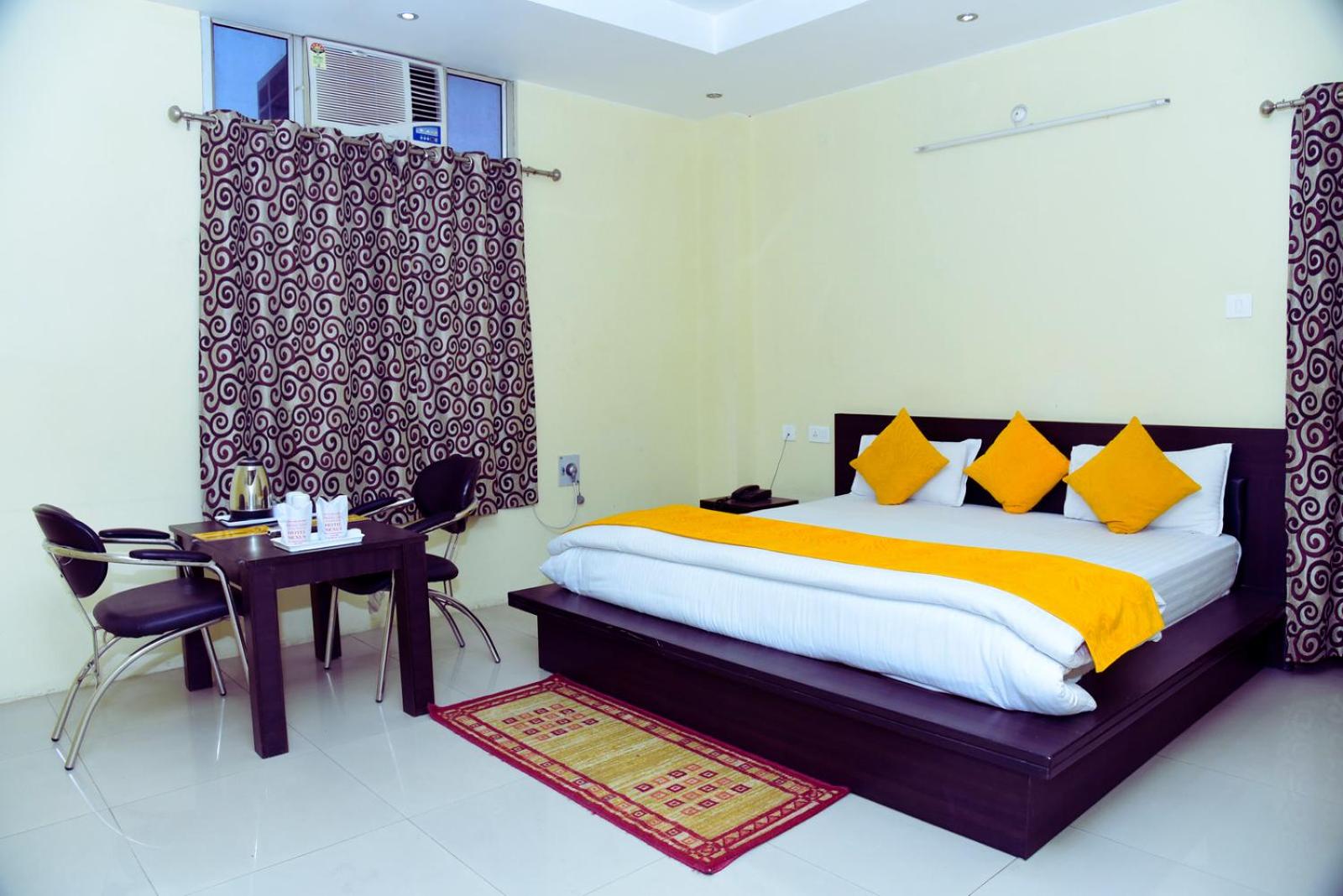 Triple Room with Private Bathroom - Photo 3