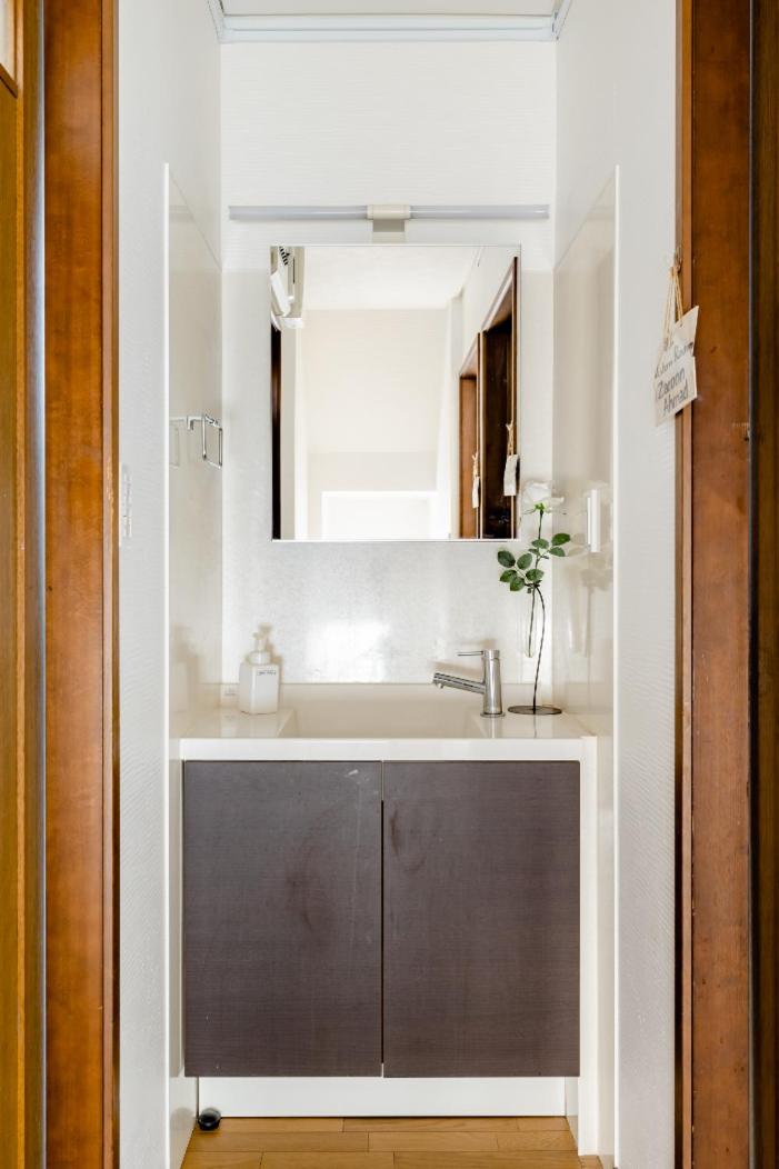 Double Room with Shared Bathroom photo 3