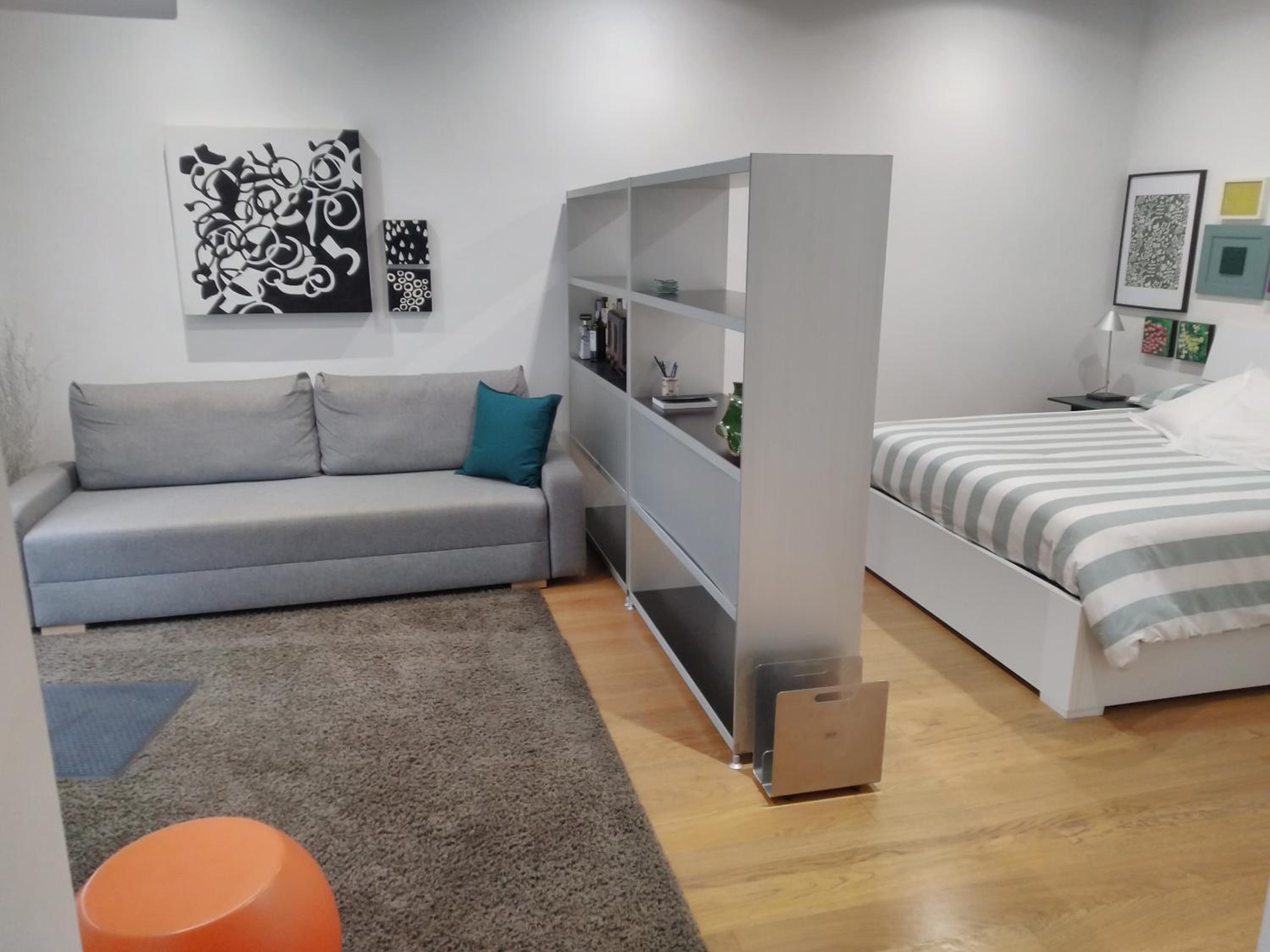 One-Bedroom Apartment photo 3