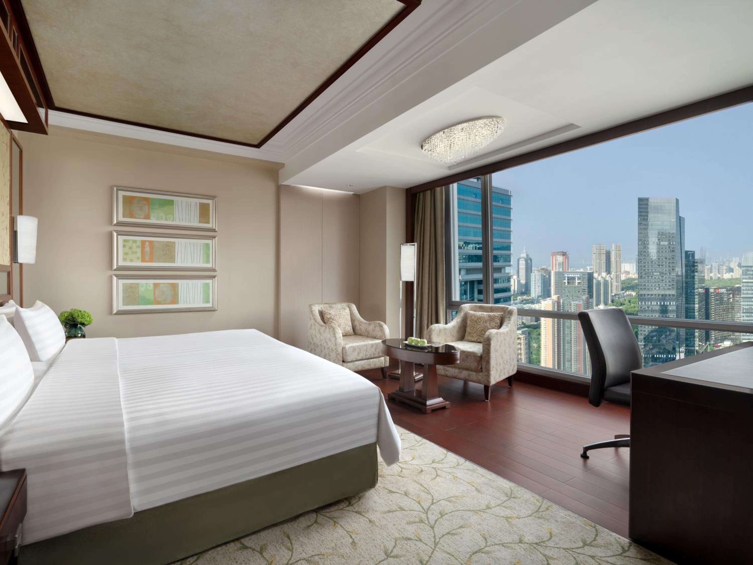 Horizon King Room - with Executive lounge access