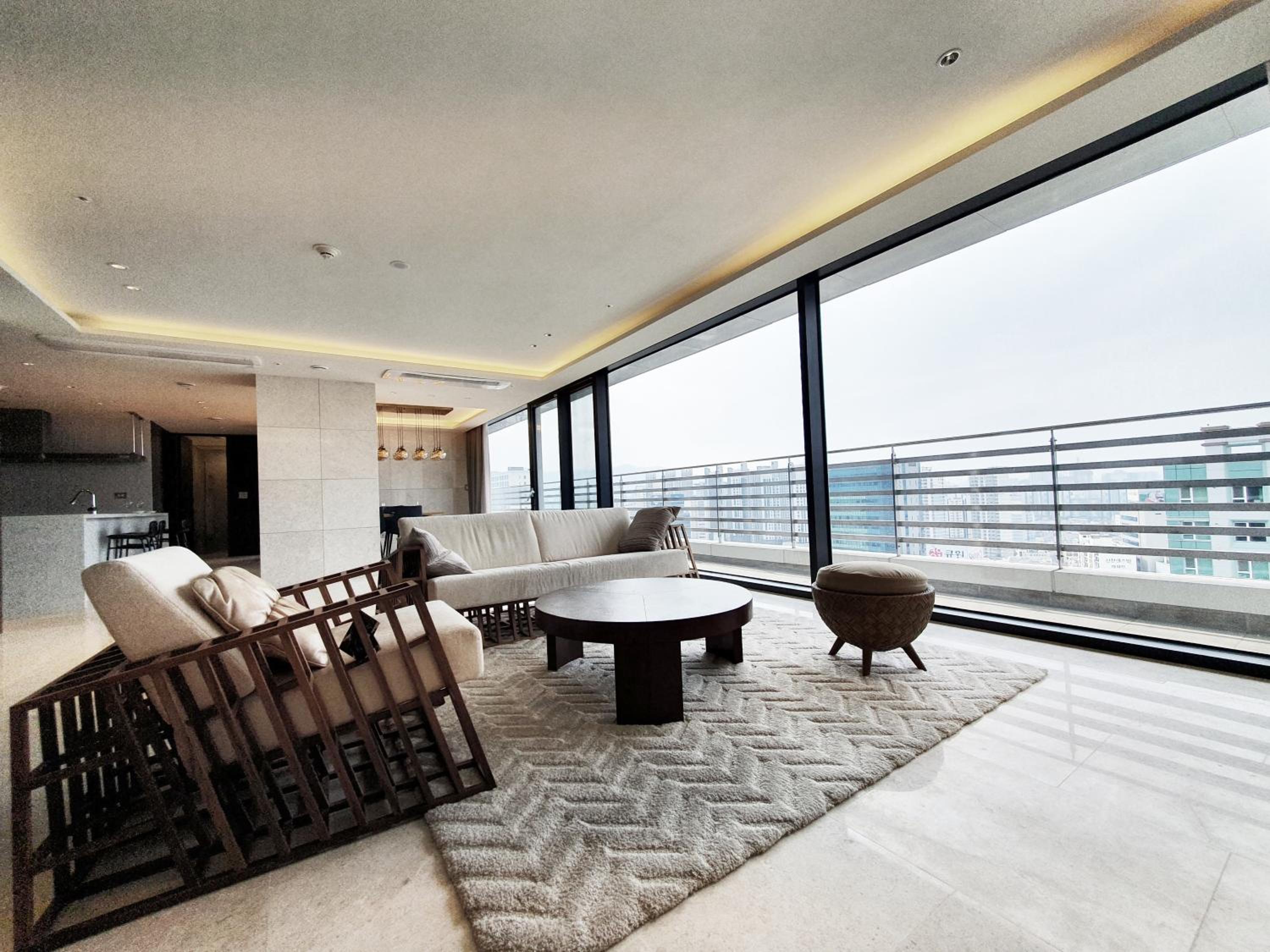 [Family day Cooking PKG] PENTHOUSE(8PAX) + Cooking Experience & Gift Included photo 1