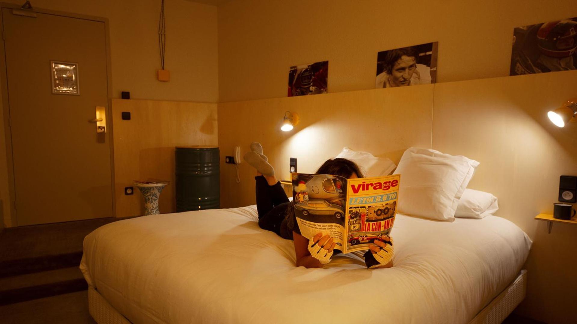 Arty Double Room - Photo 5