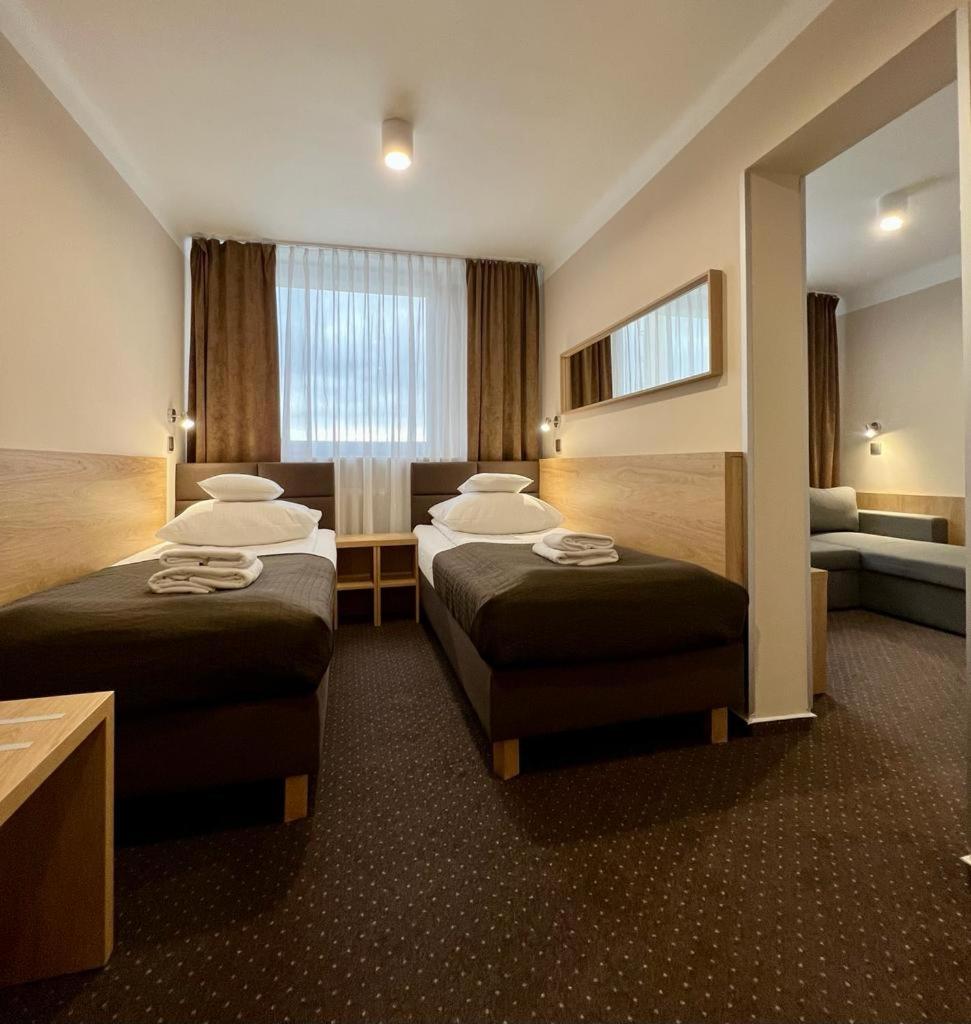 Comfort Twin Room with Sofa Bed photo 1