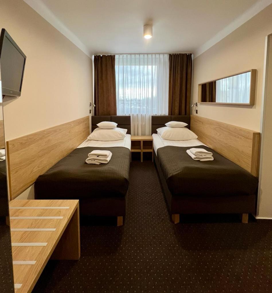 Comfort Twin Room with Sofa Bed photo 2