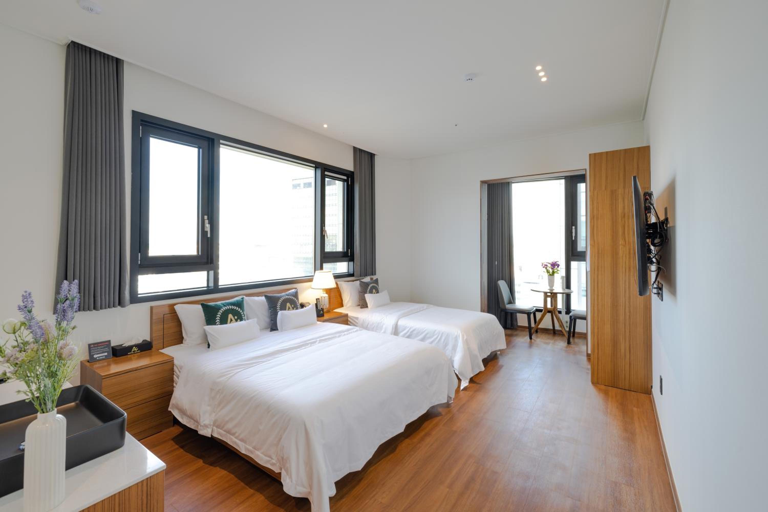 Deluxe Twin Room - Photo 1