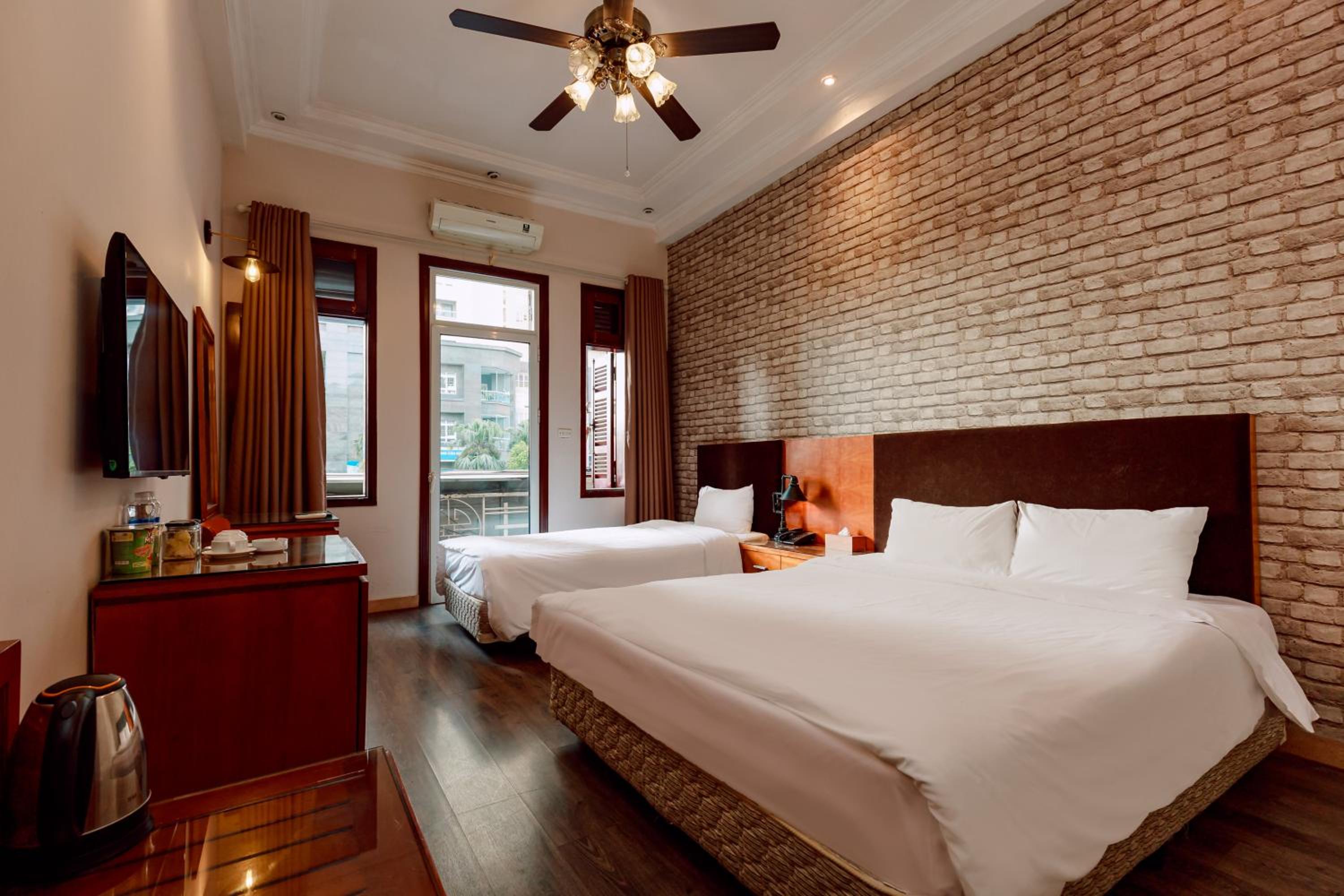 Superior Triple Room