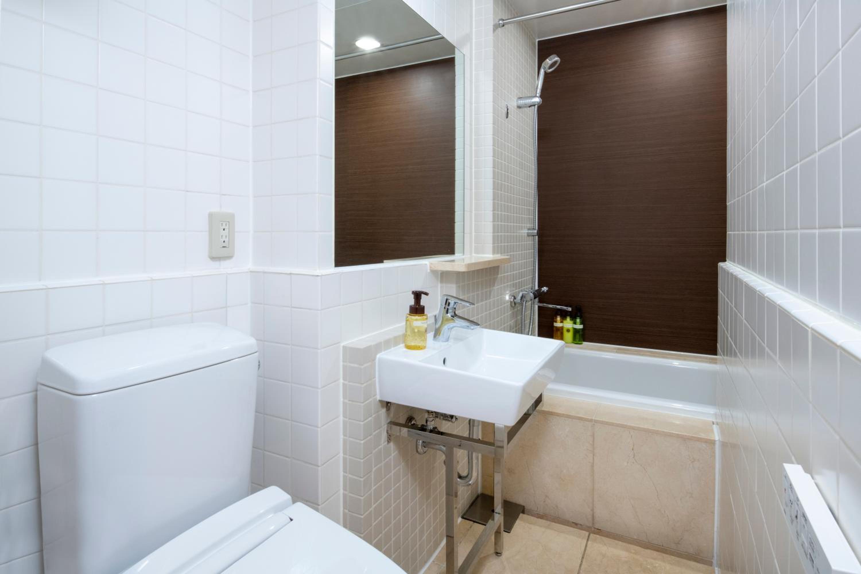 Standard Double Room - Non-Smoking photo 3