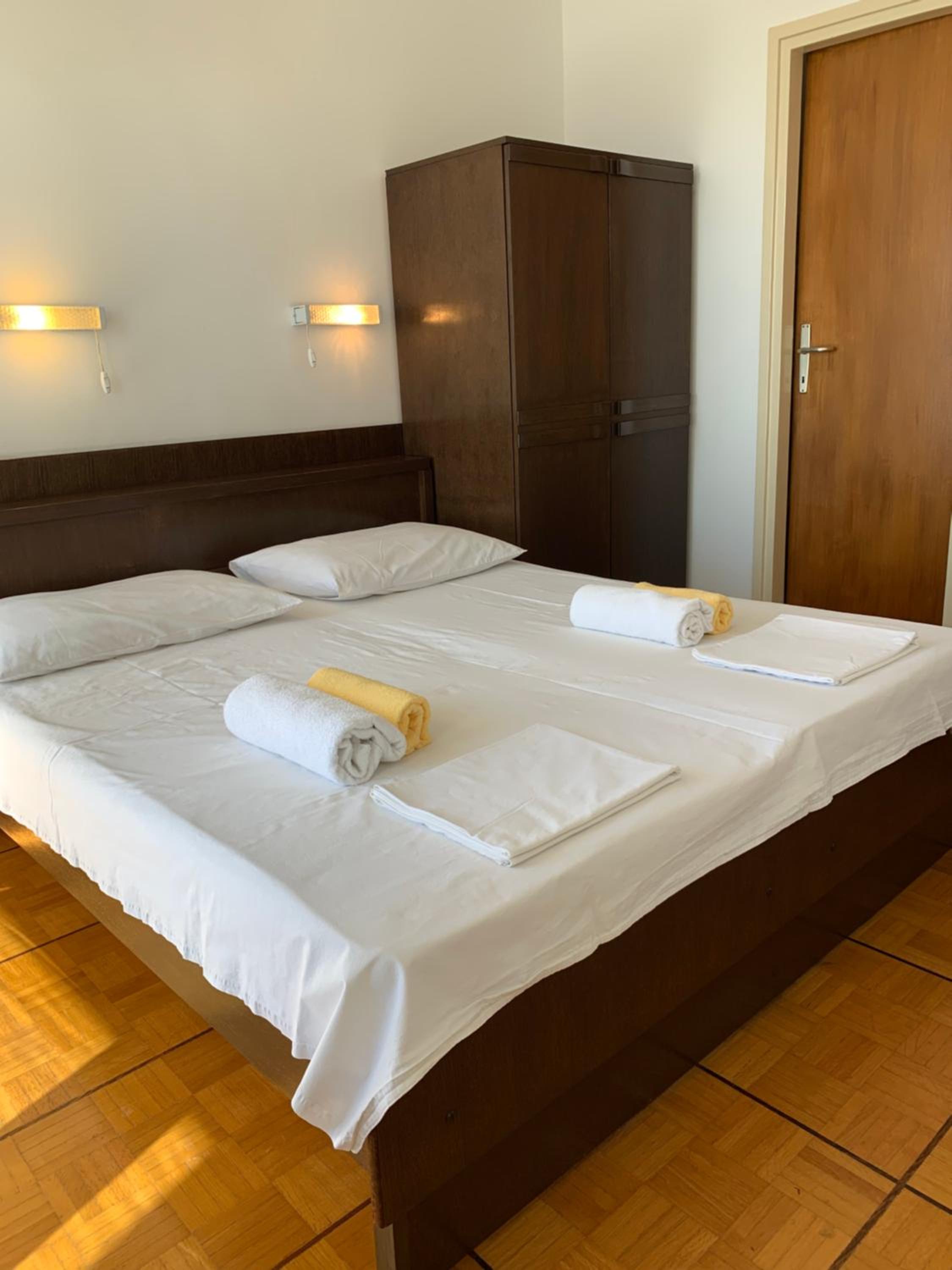 Double Room with Balcony and Sea View - Photo 3