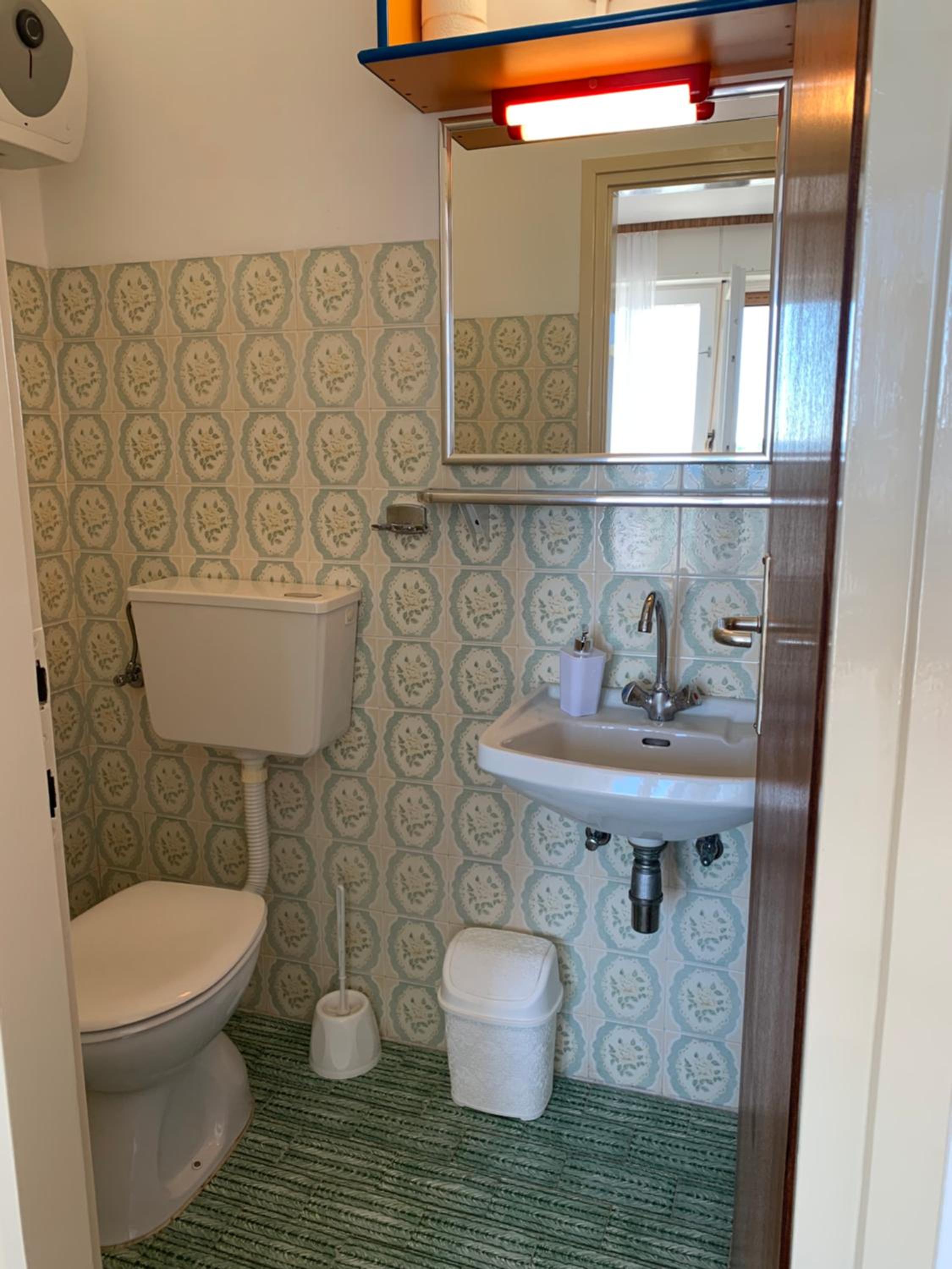 Double Room with Balcony and Sea View - Photo 5