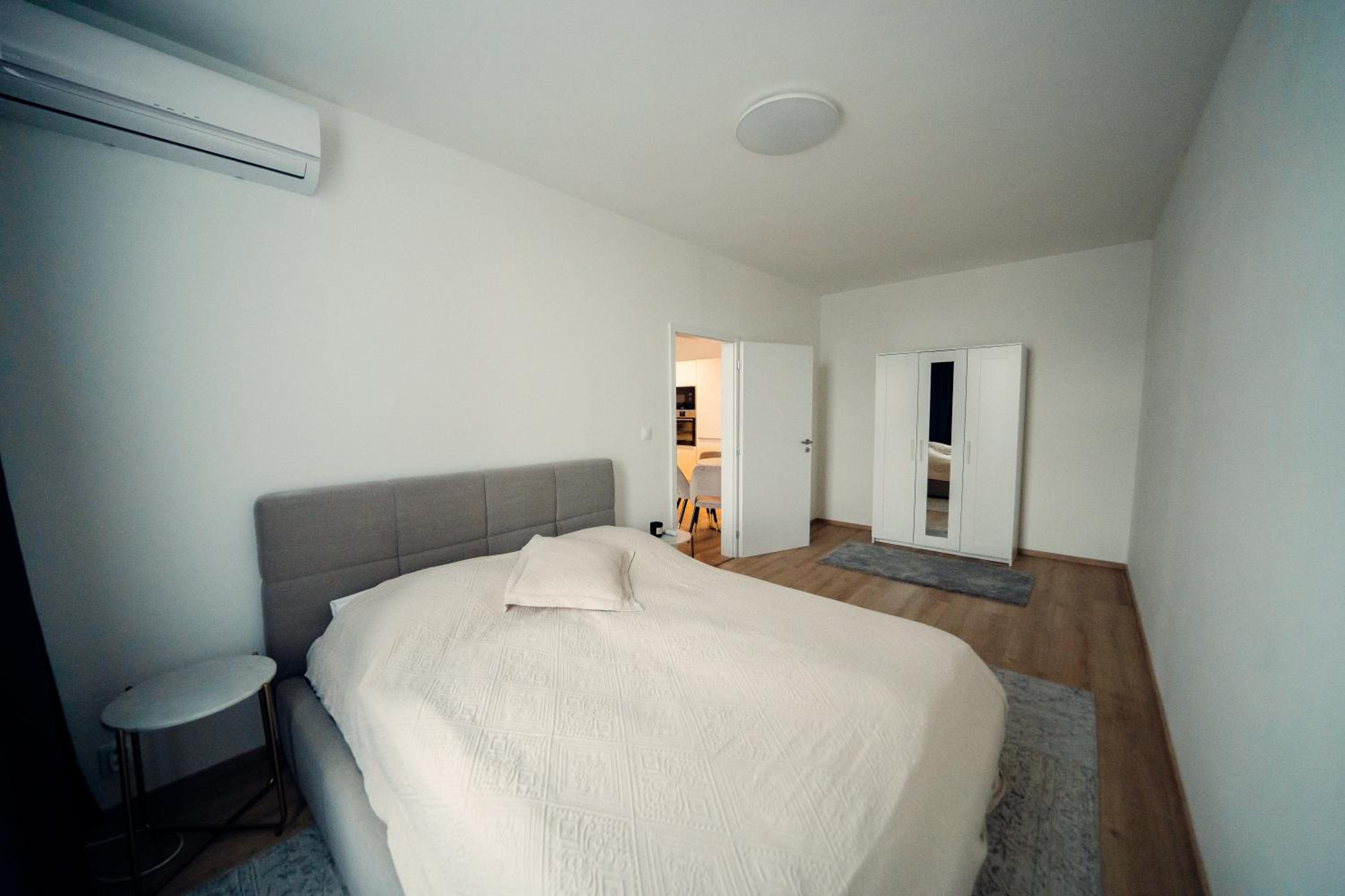 Premium Quadruple Room - Photo 7