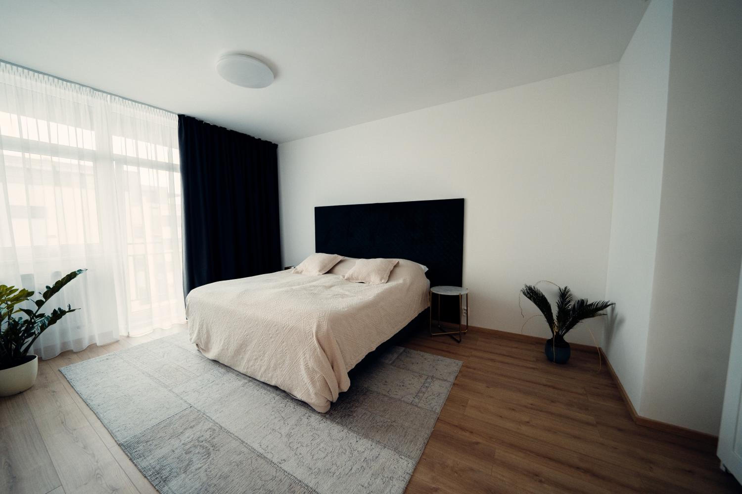 Apartment with Balcony