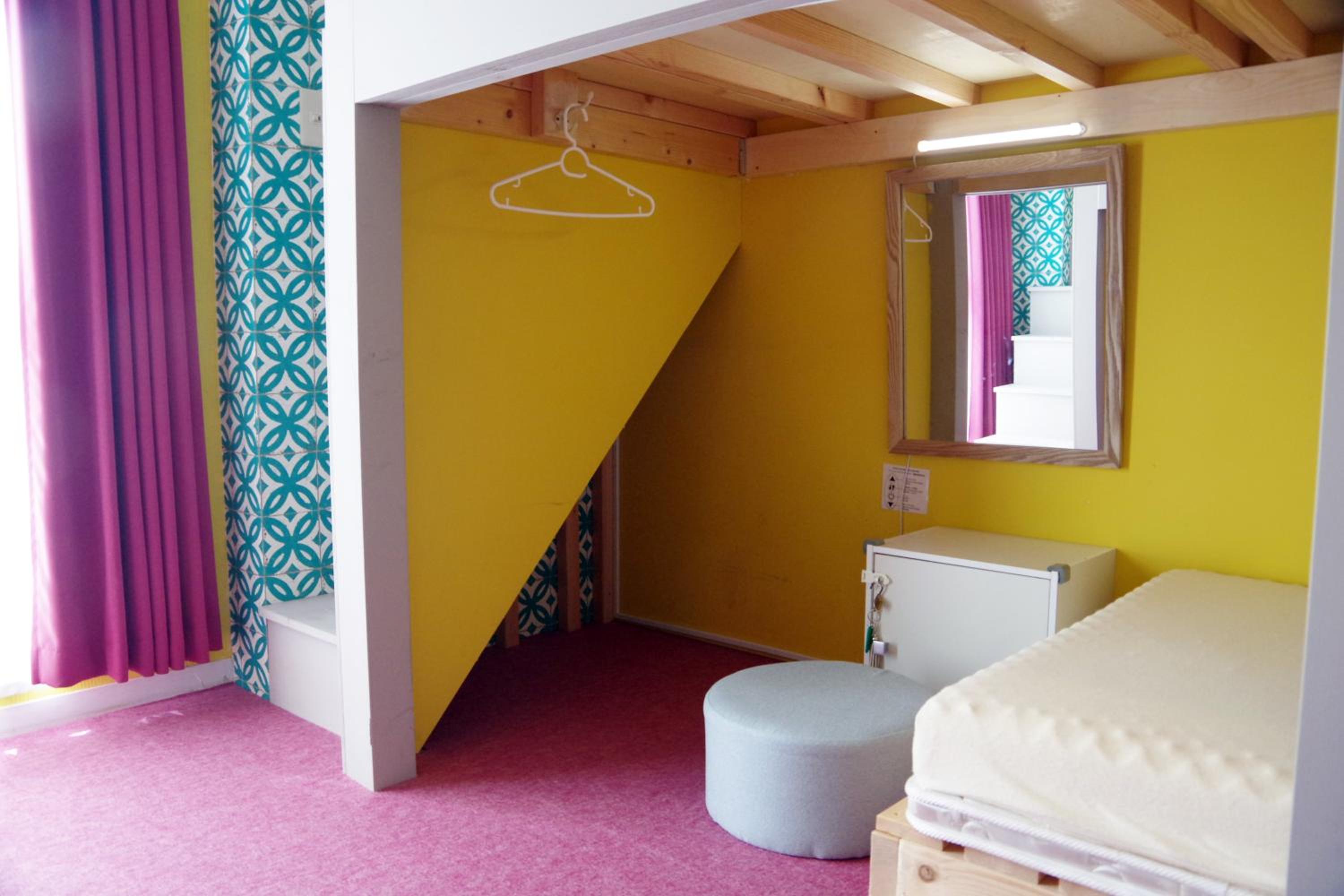 Bed in 4-Bed Female Dormitory Room photo 2