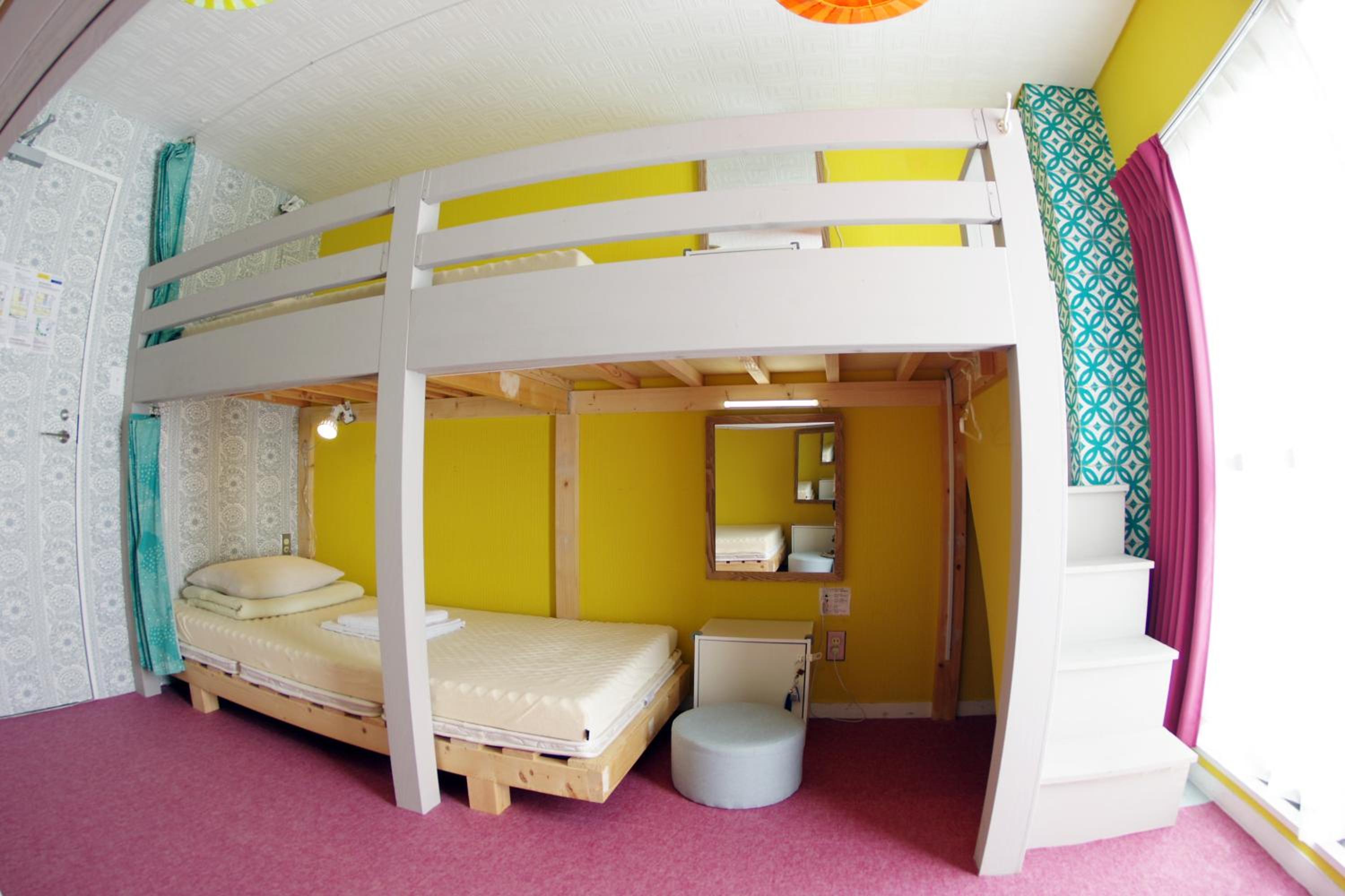 Bed in 4-Bed Female Dormitory Room photo 3