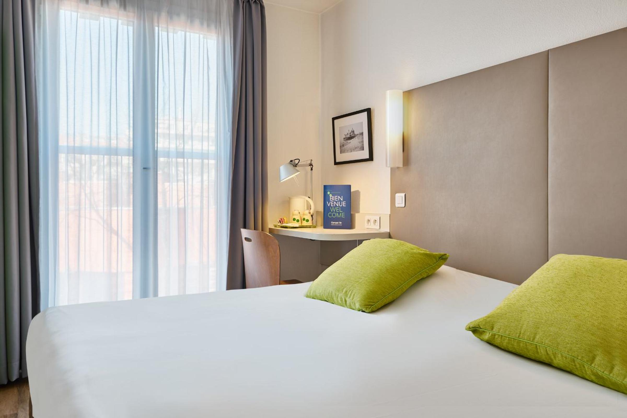 Double Room - Photo 2