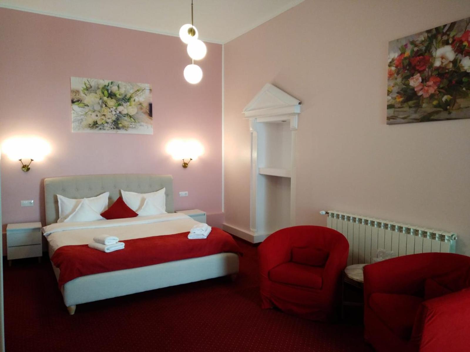 Superior Double Room - Photo 1